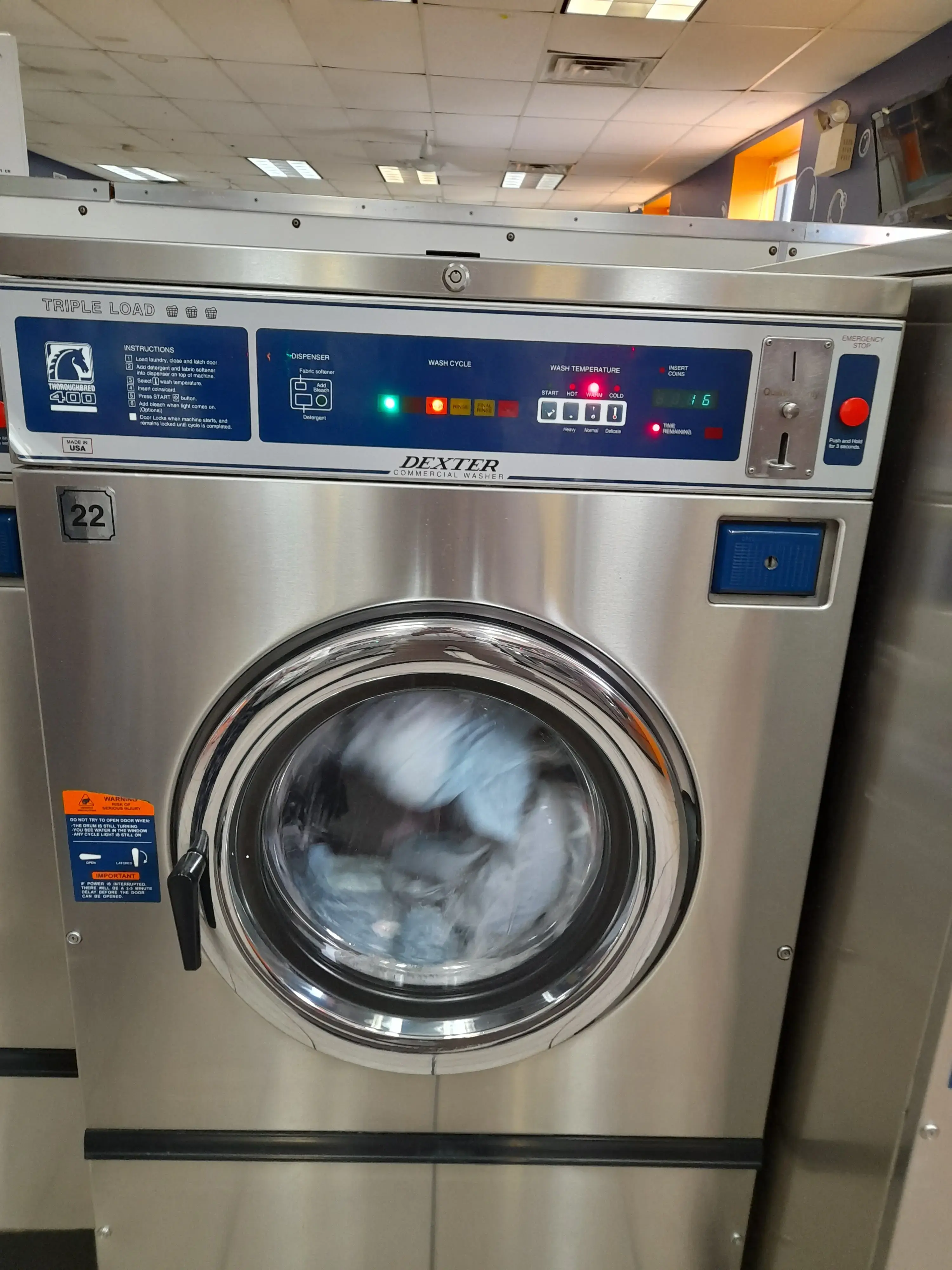 Soapy Bubbles Laundromat - Image 7
