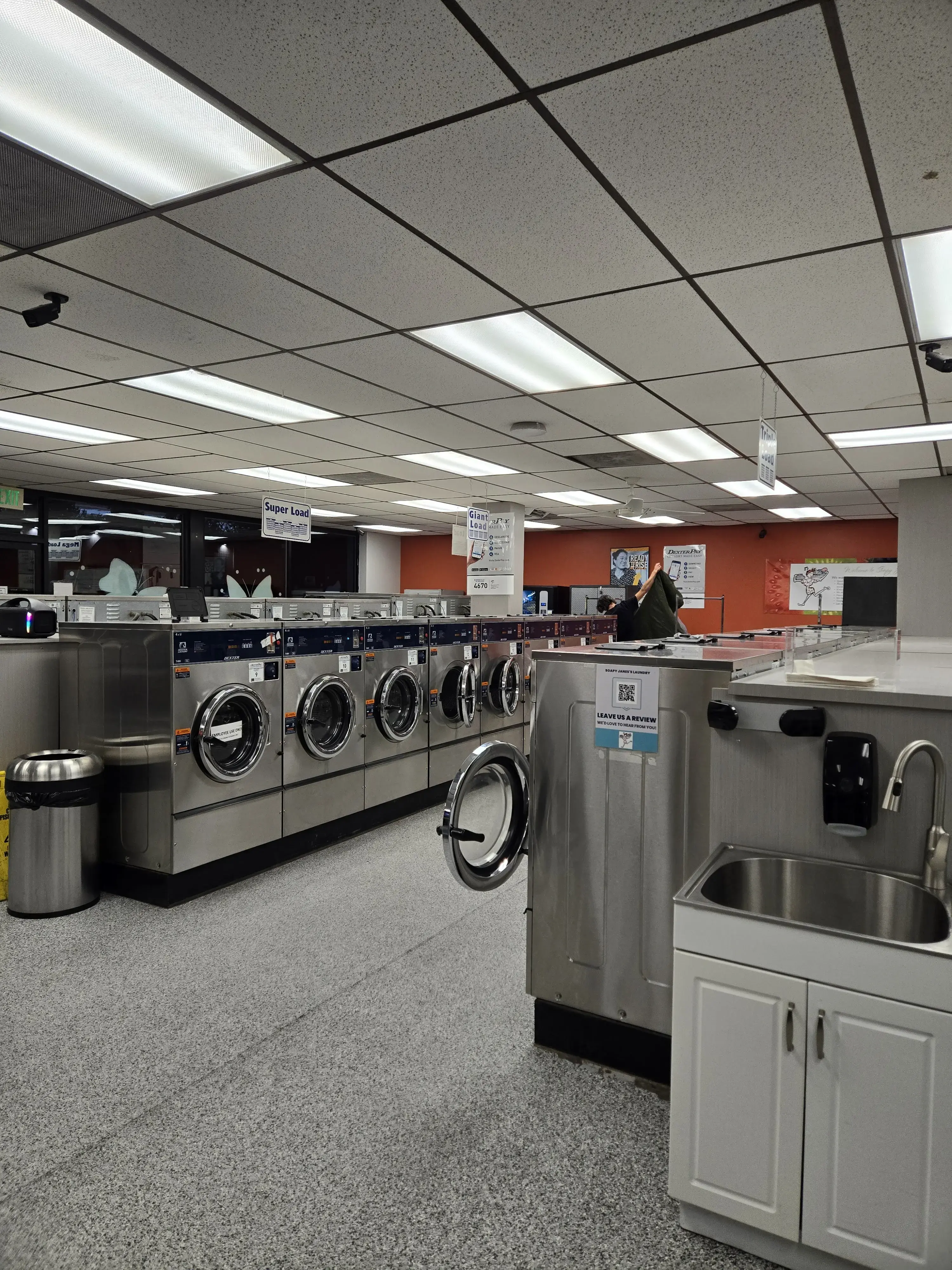 Soapy Jane's Laundry - Image 2