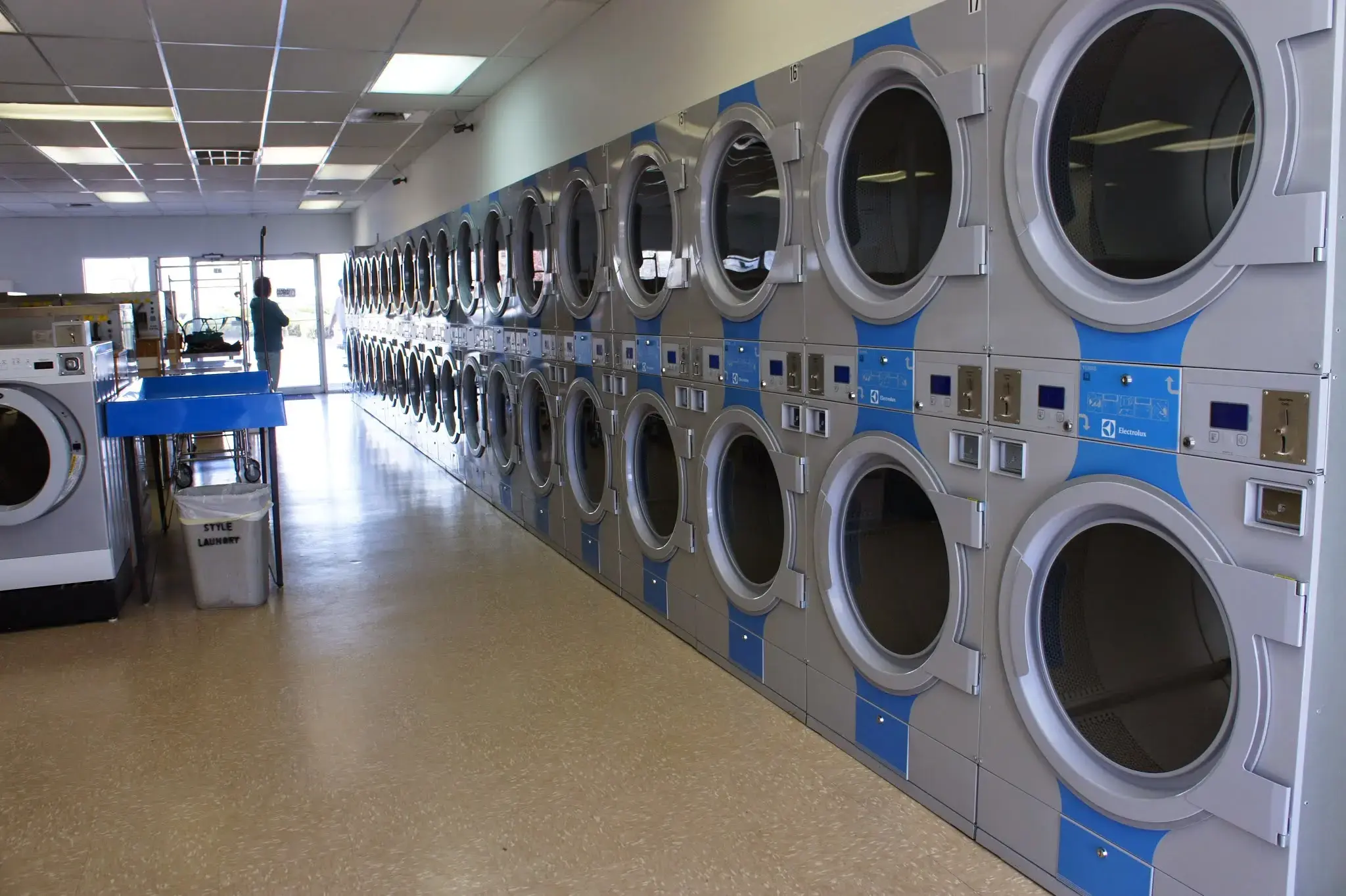 Soapy Jane's Main Street Laundry - Image 13