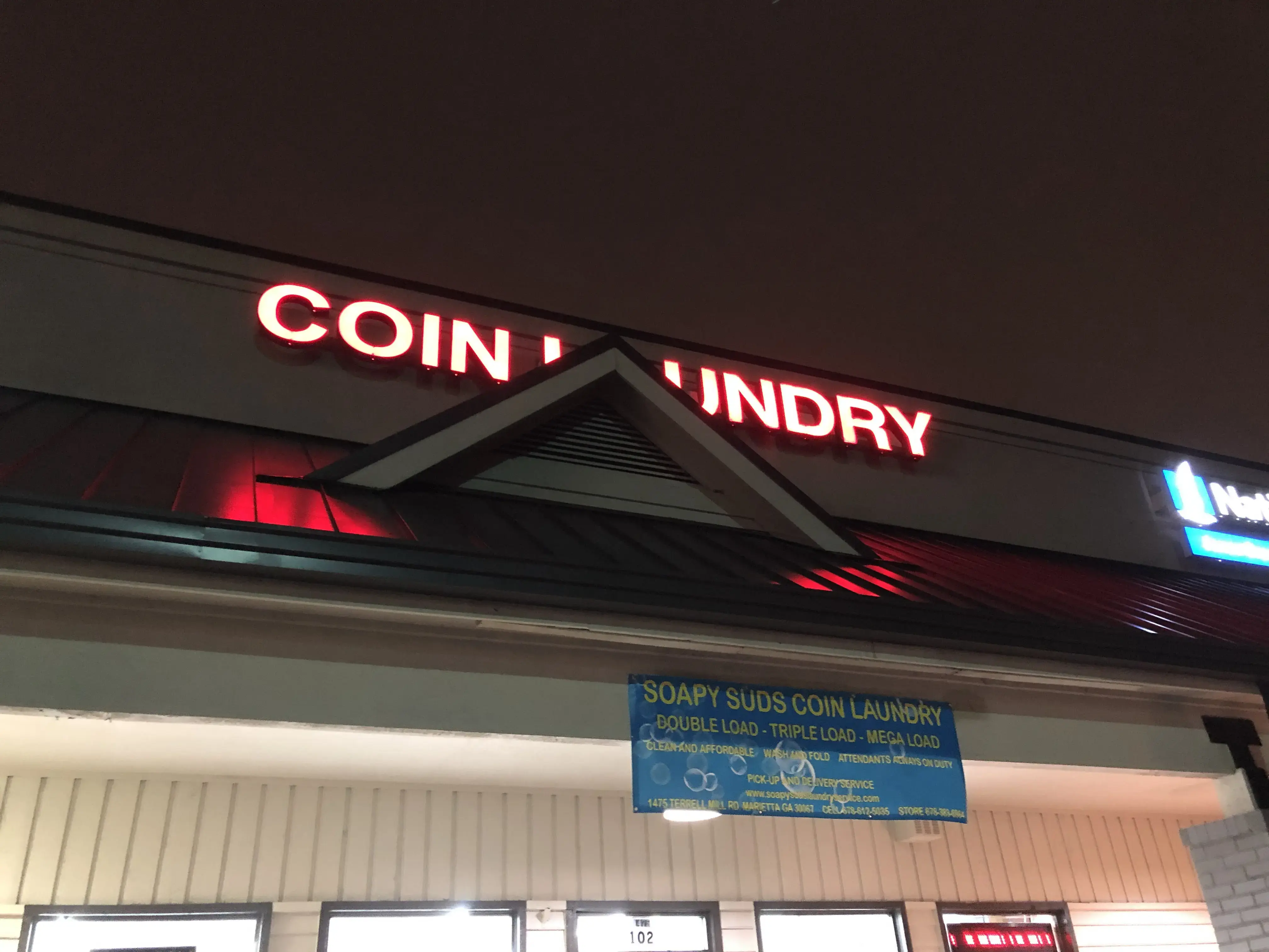 Soapy Suds Coin Laundry thumbnail 18