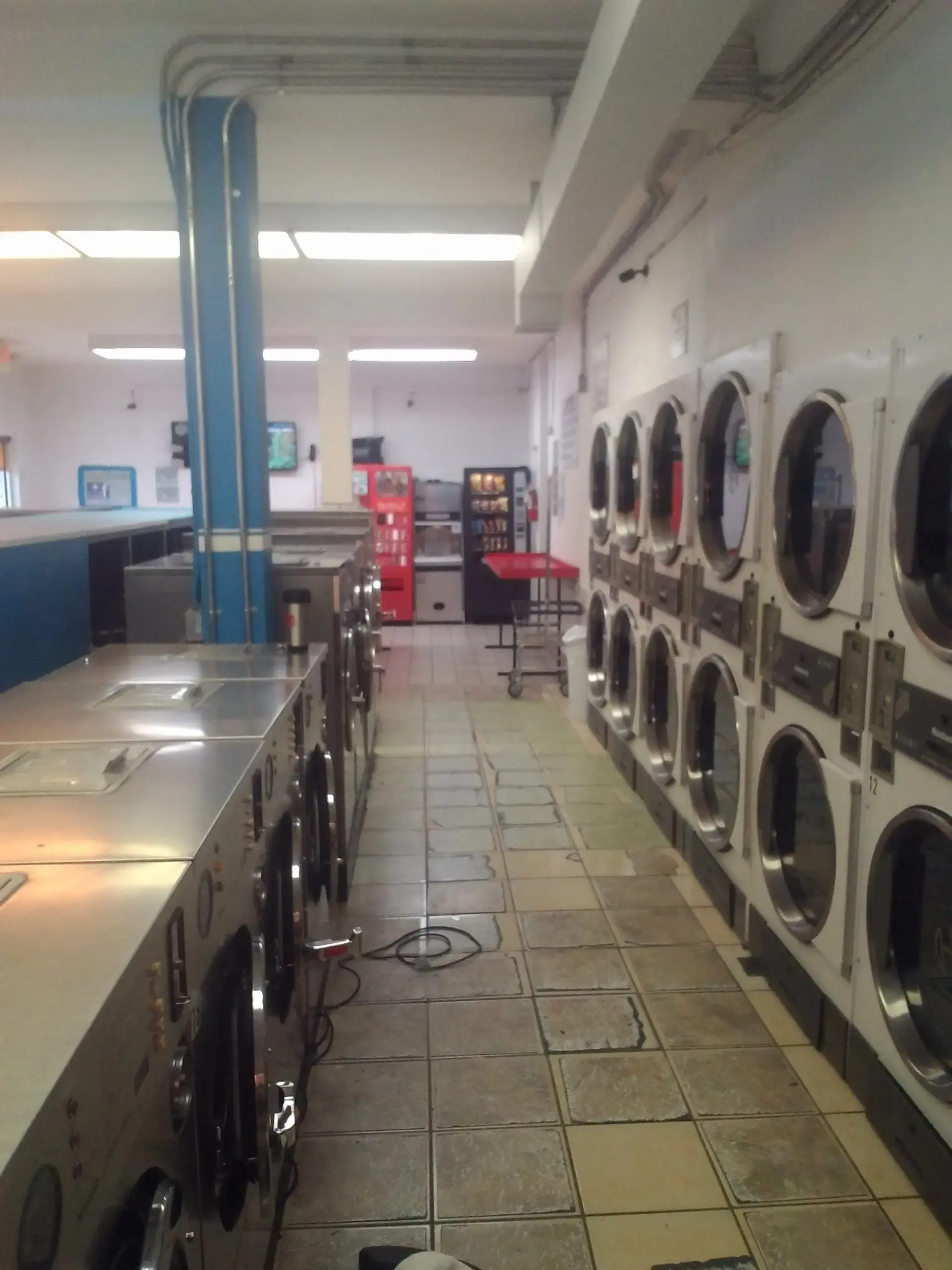 Soapy Times Coin Laundry thumbnail 10