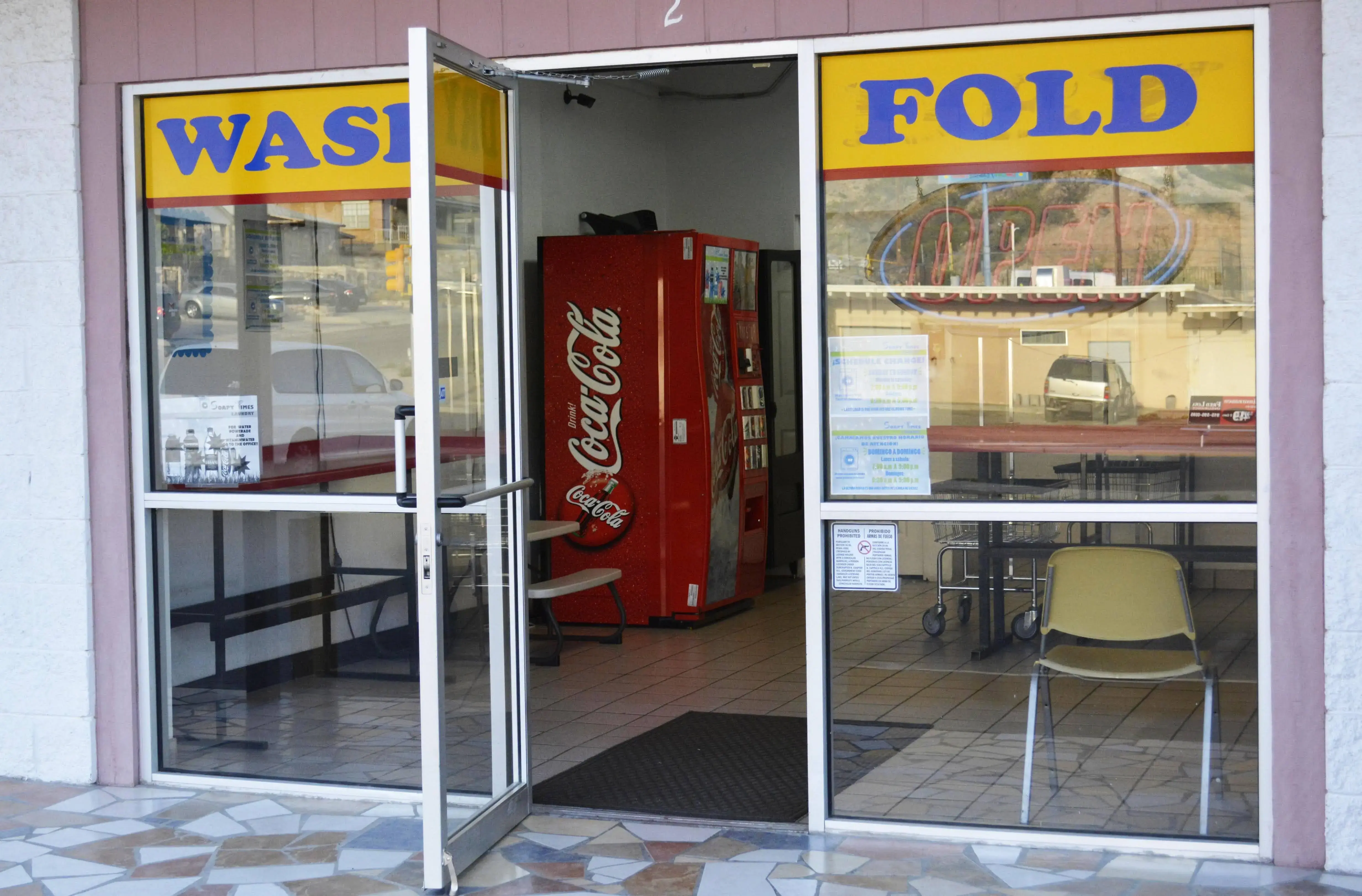 Soapy Times Coin Laundry thumbnail 4