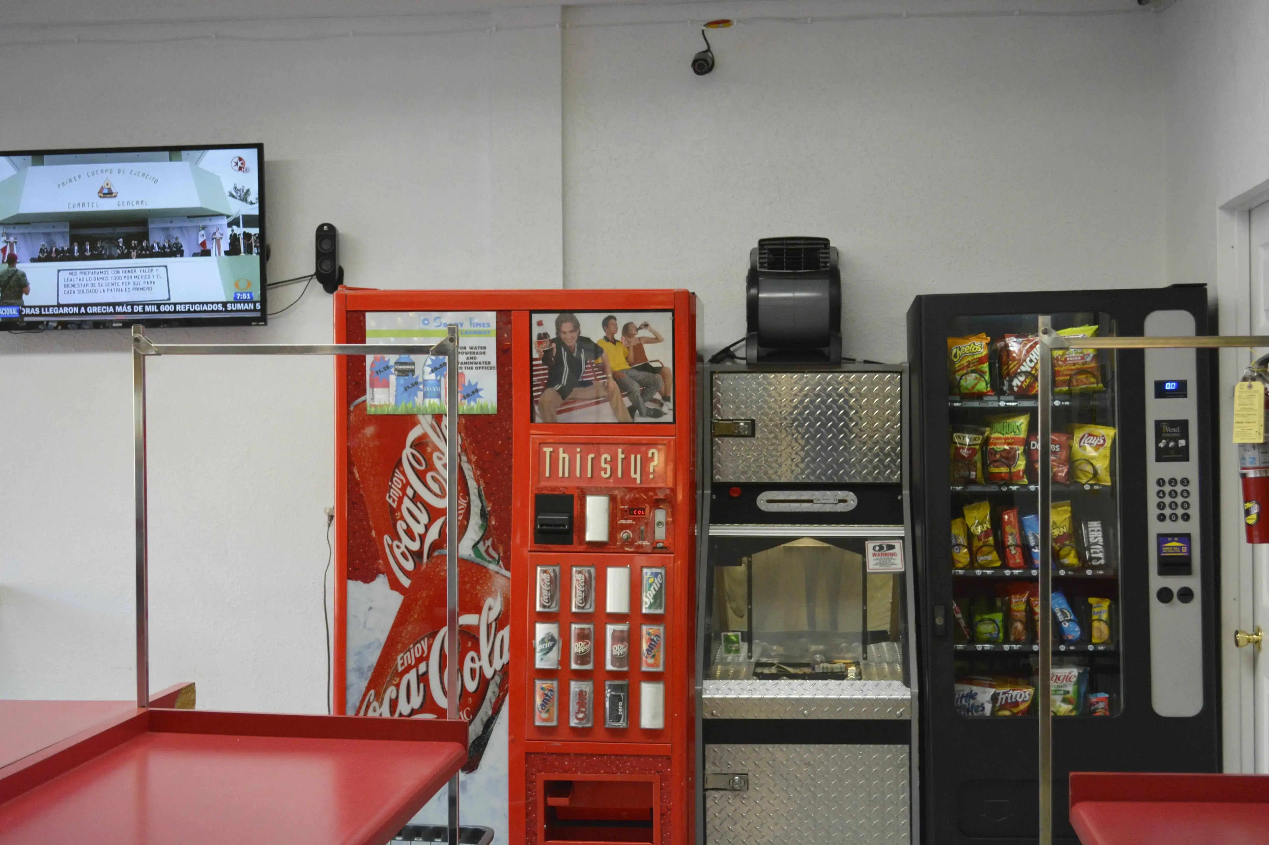 Soapy Times Coin Laundry - Image 5