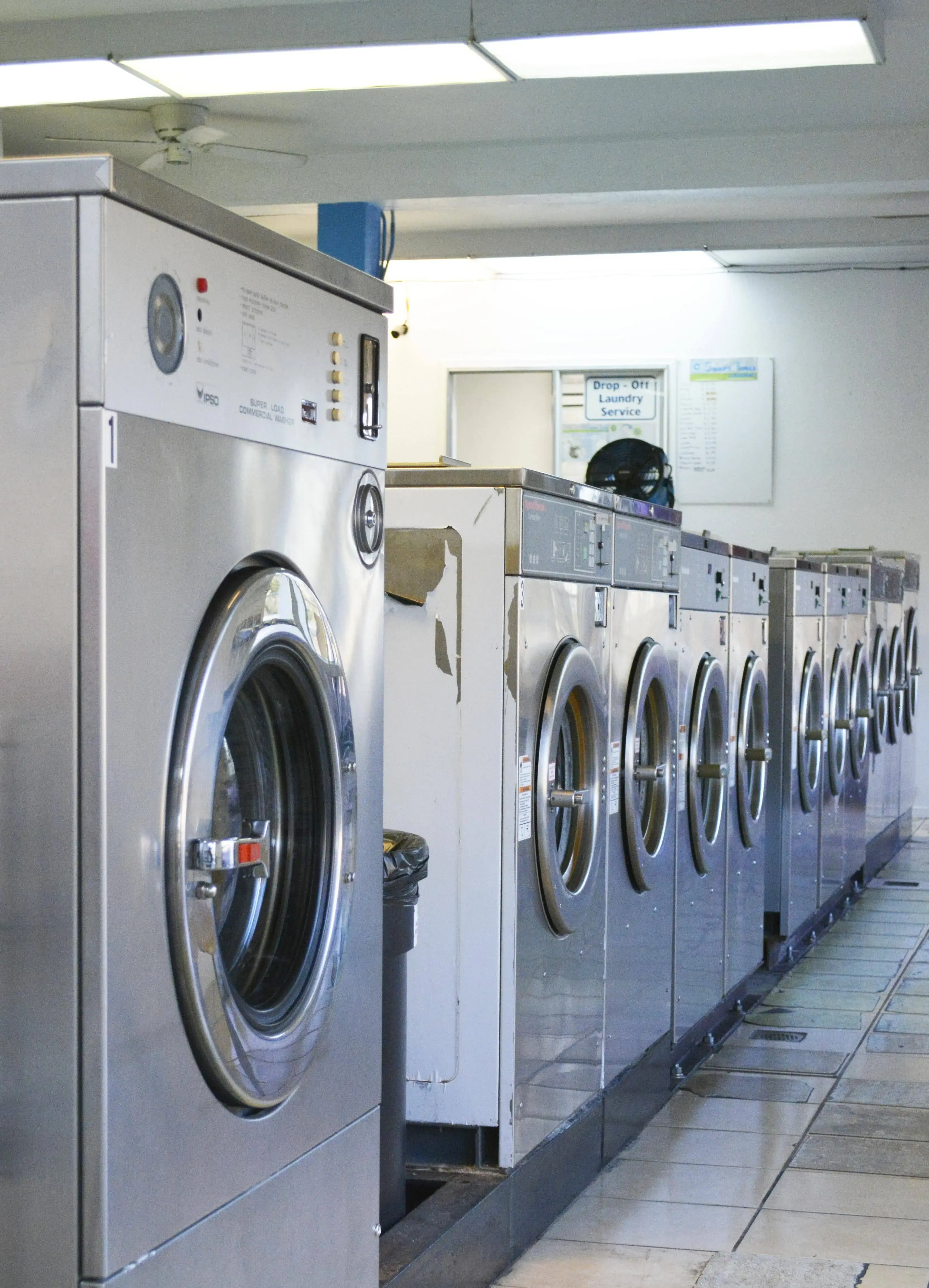 Soapy Times Coin Laundry - Image 20