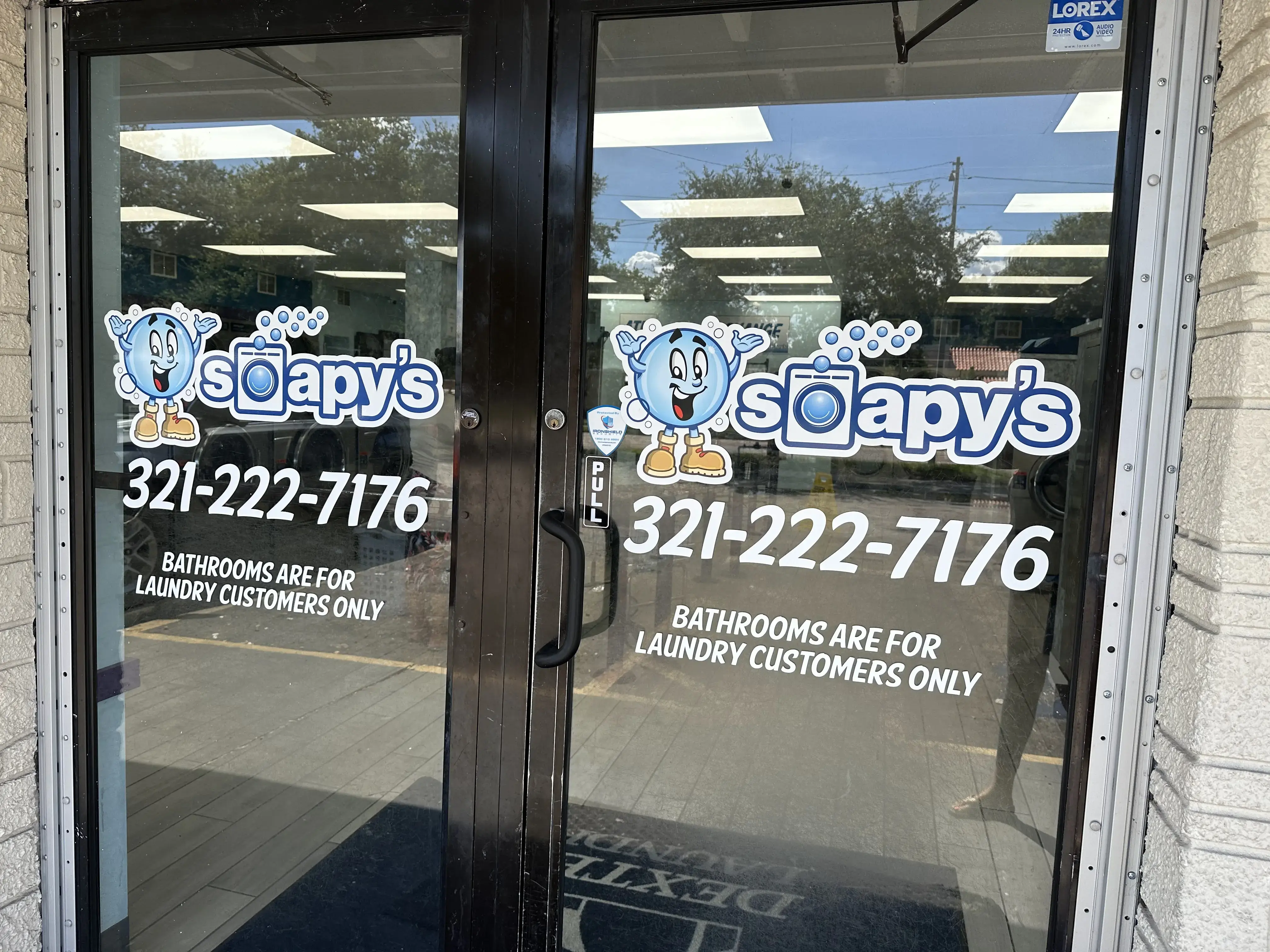 Soapy's Laundry - St. Petersburg thumbnail 7