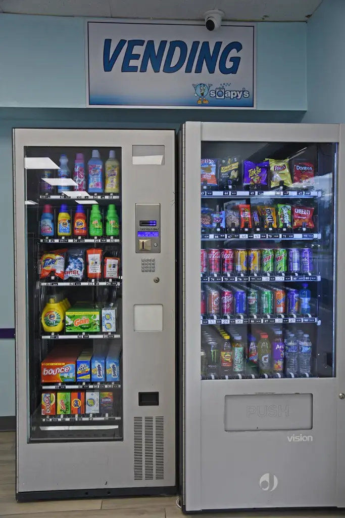 Soapy's Laundry - St. Petersburg thumbnail 4