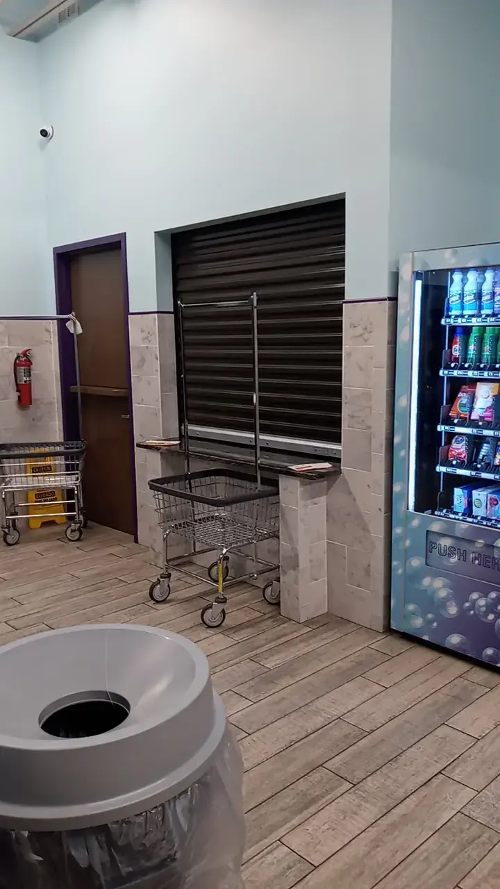 Soapy's Laundry - Image 11