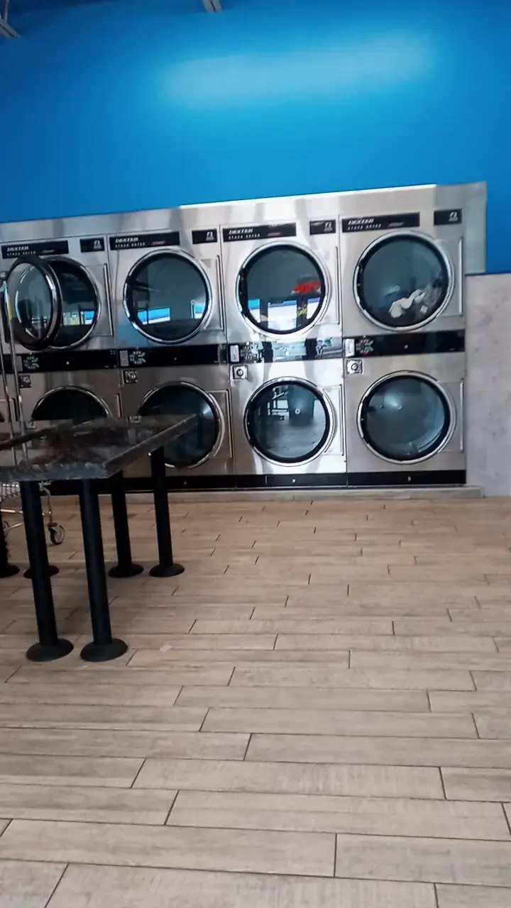 Soapy's Laundry thumbnail 12