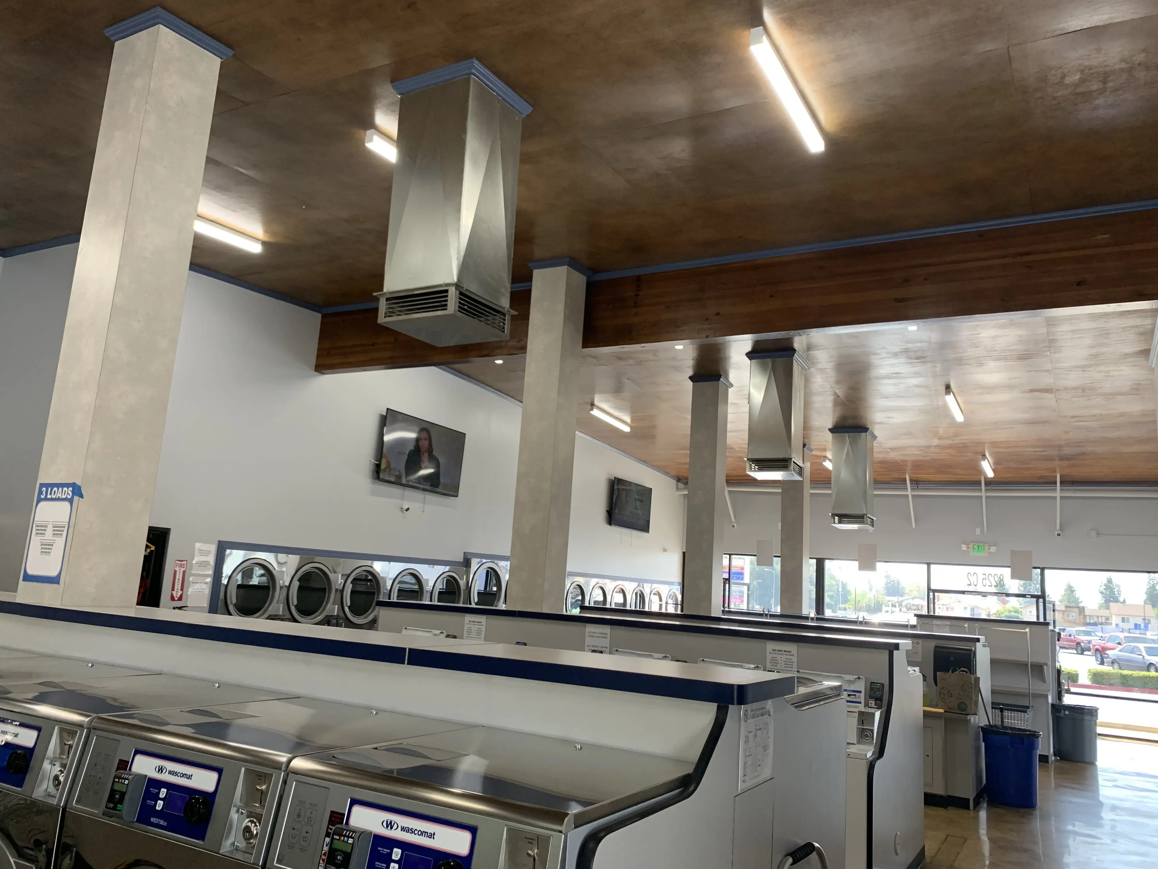 SoCal Wash and Fold - Canoga Park - Image 12