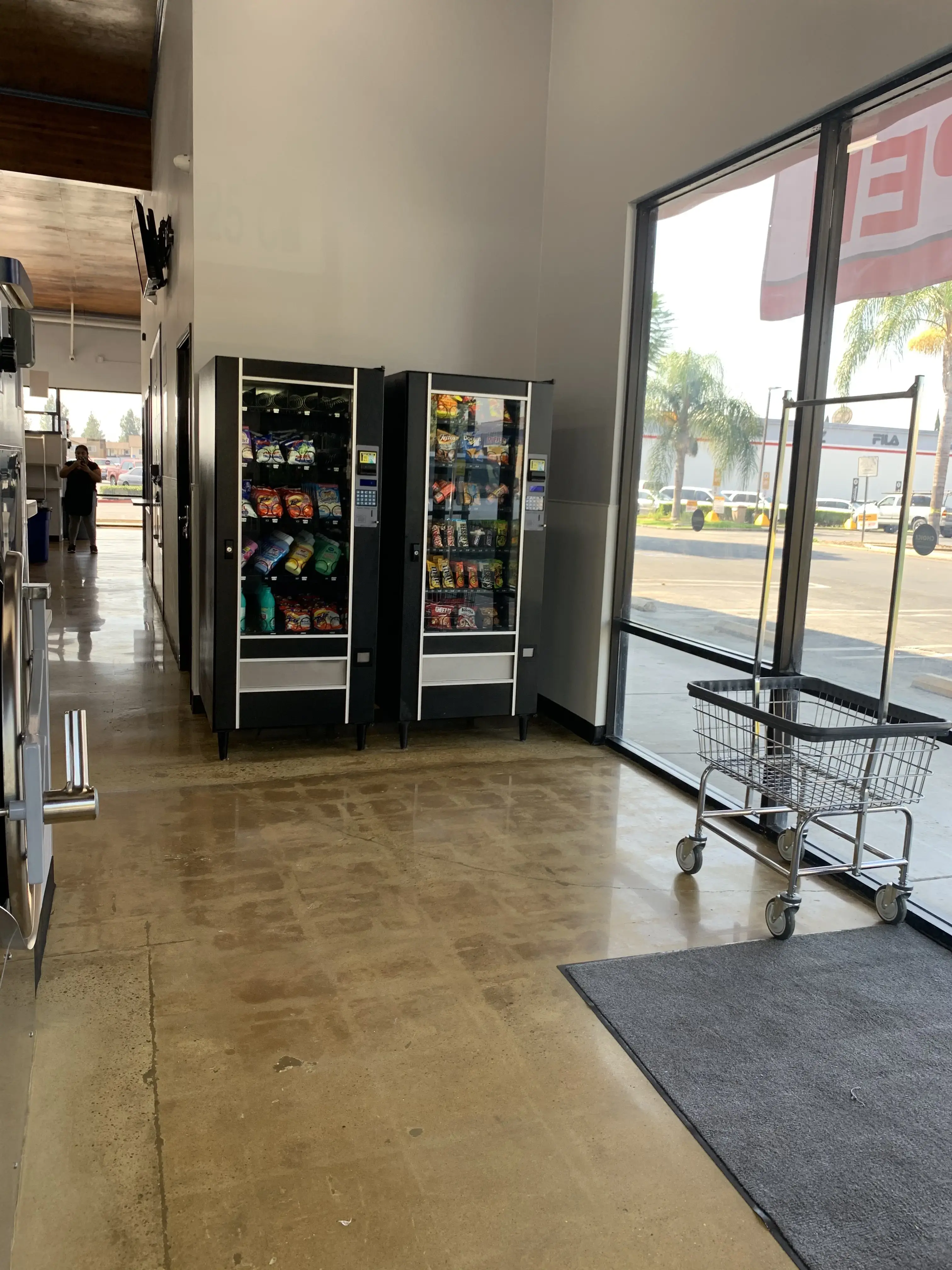 SoCal Wash and Fold - Canoga Park - Image 9