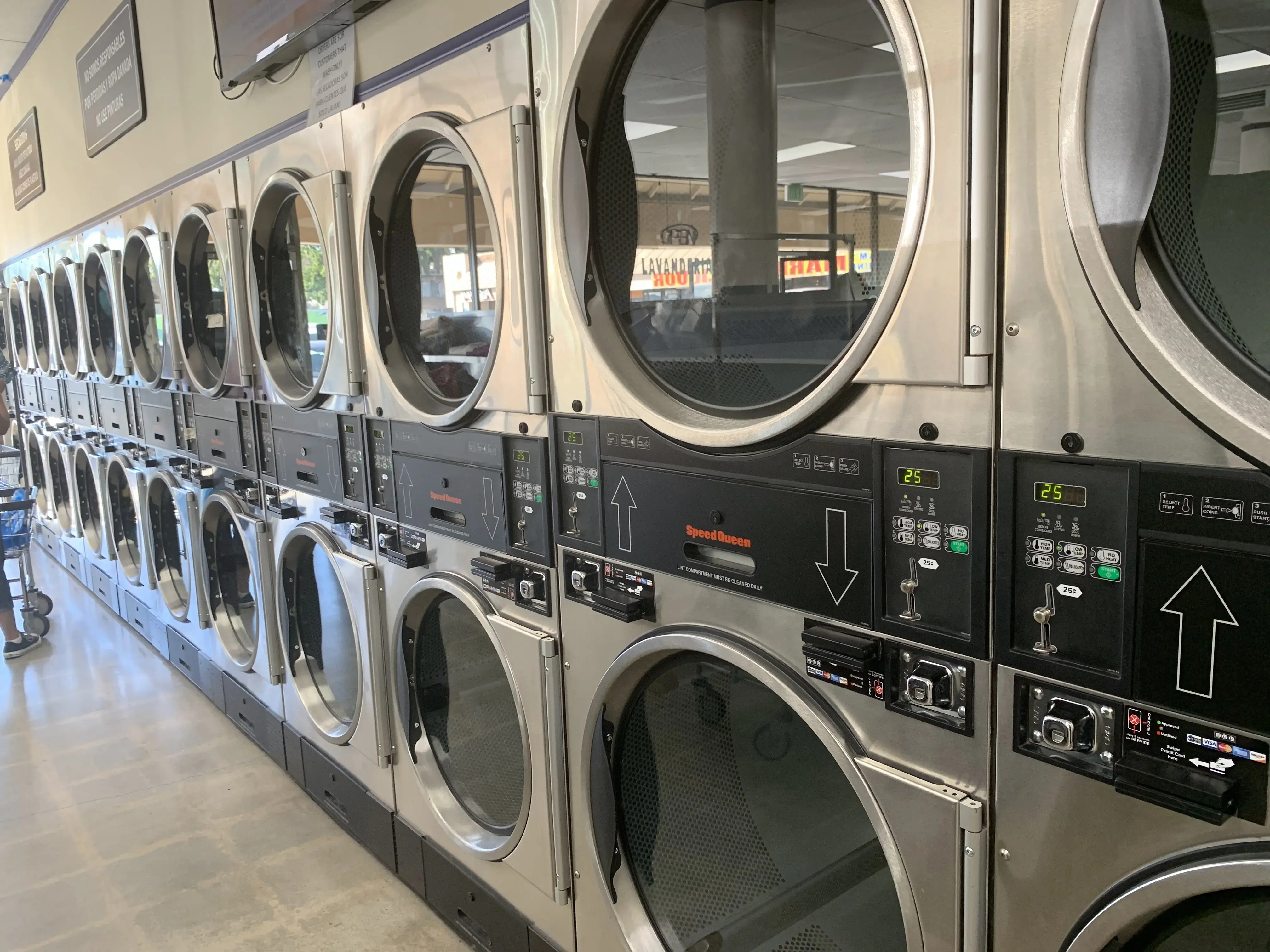 SoCal Wash and Fold - Chatsworth - Image 15