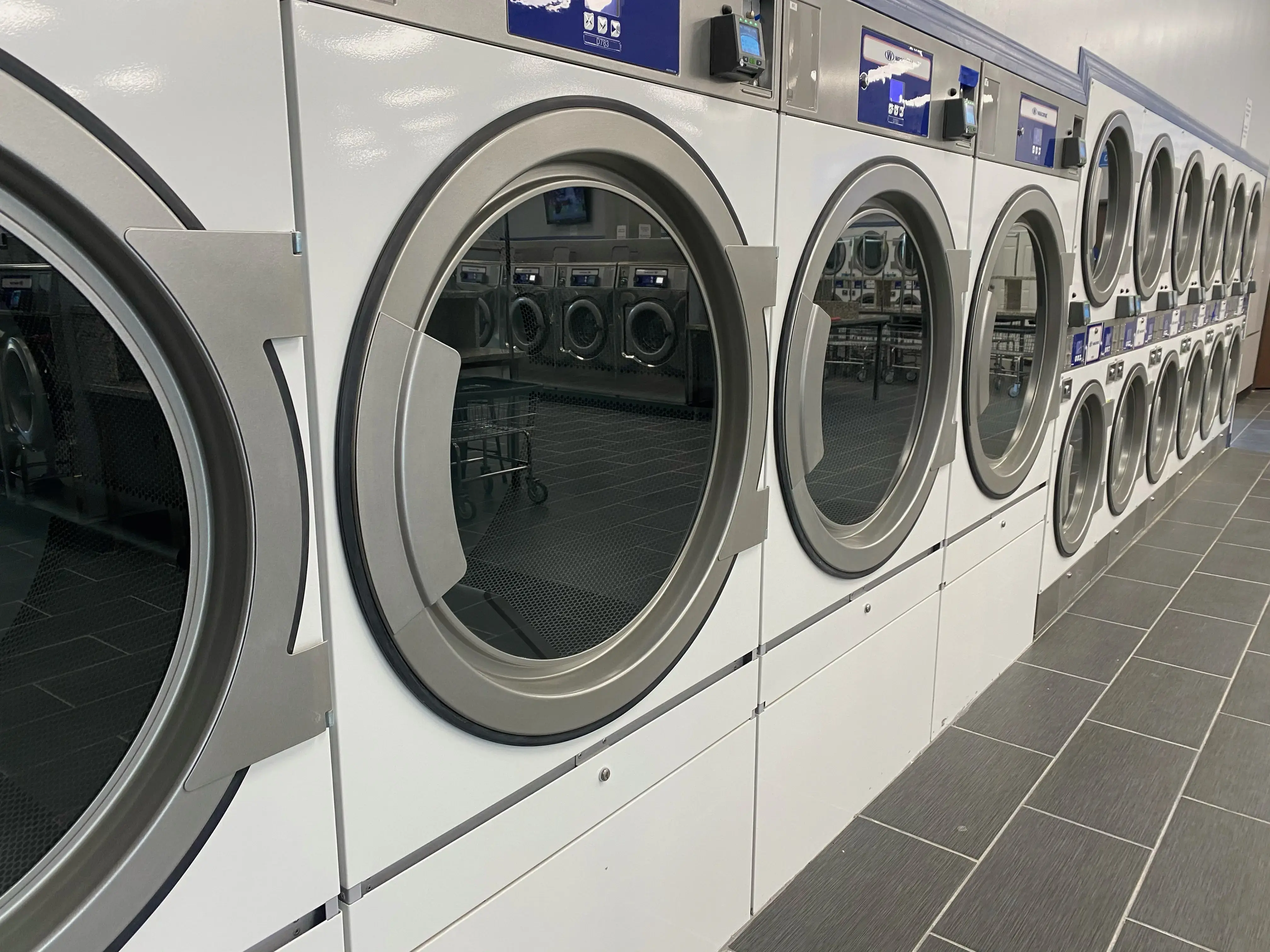 SoCal Wash and Fold - Highland Park thumbnail 13