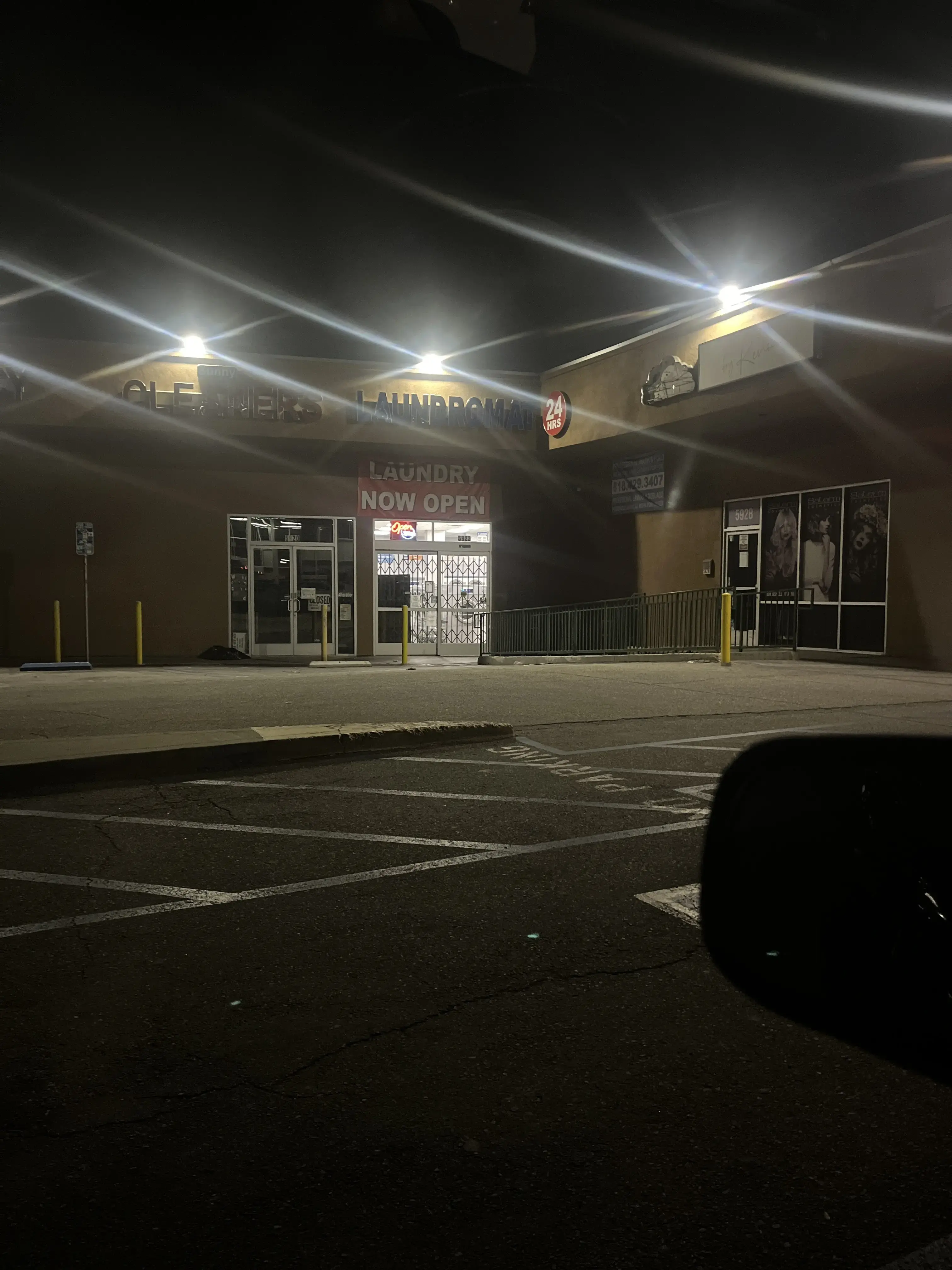 SoCal Wash and Fold - Highland Park - Image 11