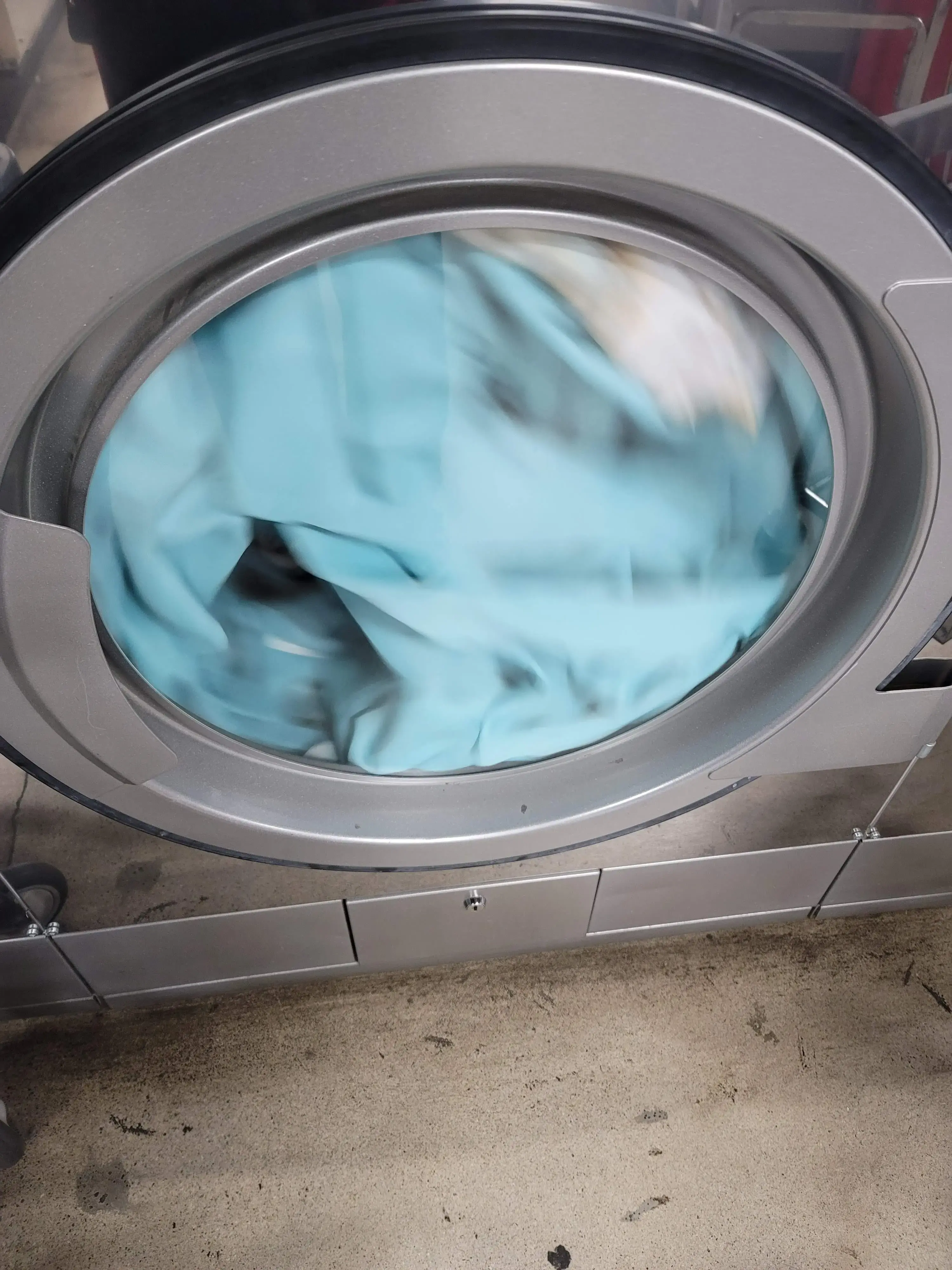 SoCal Wash and Fold - North Hills - Image 19