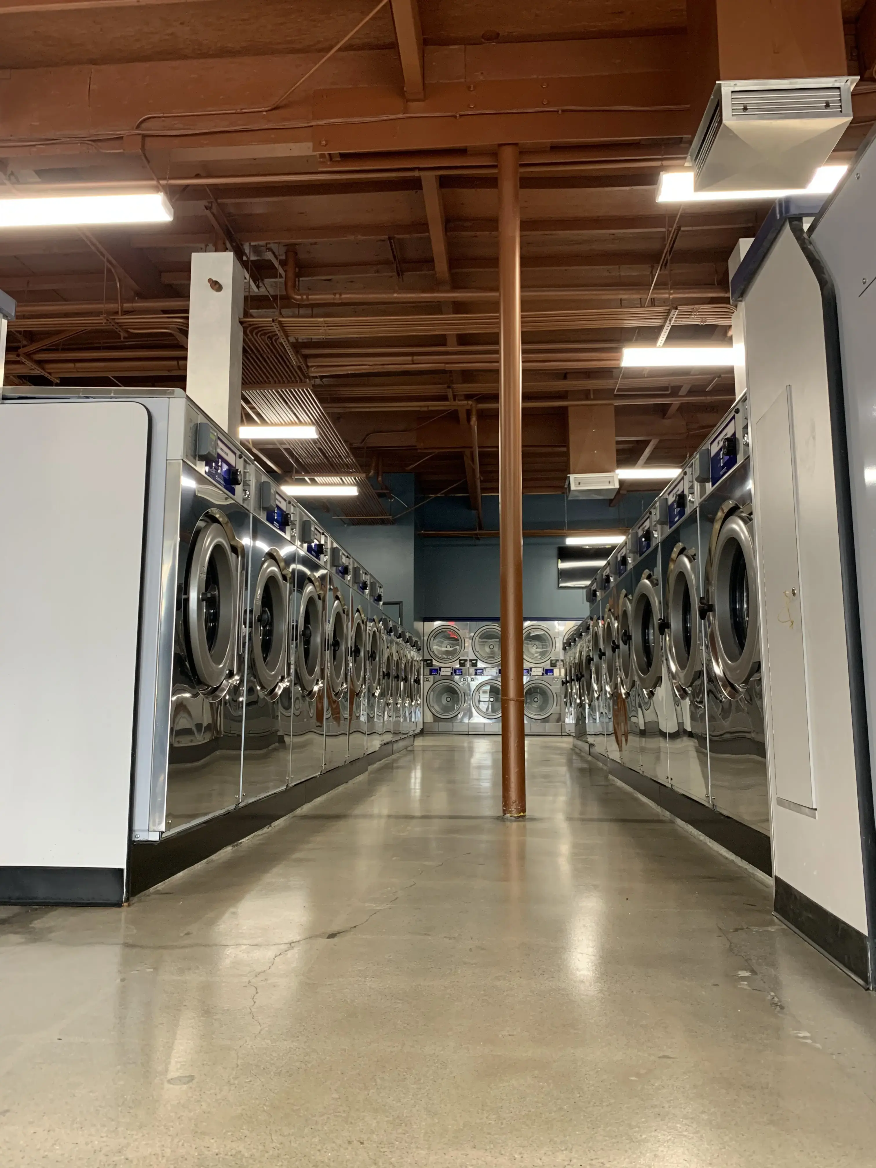 SoCal Wash and Fold - North Hills - Image 13