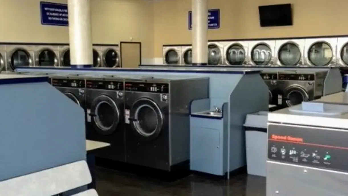 SoCal Wash and Fold - Van Nuys - Image 3