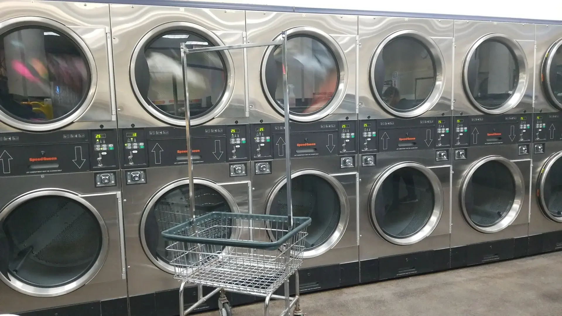 SoCal Wash and Fold - Van Nuys - Image 16