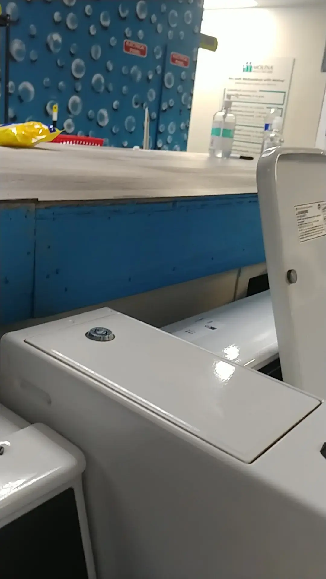 Social Spin Laundromat thumbnail 20