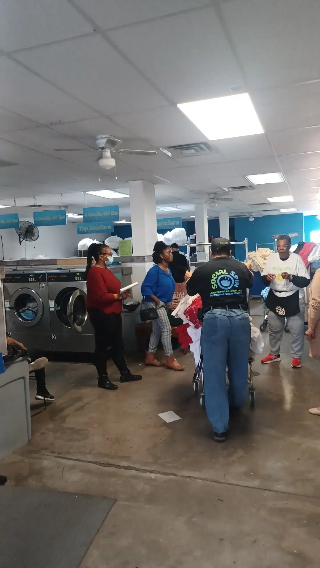 Social Spin Laundromat - Image 8