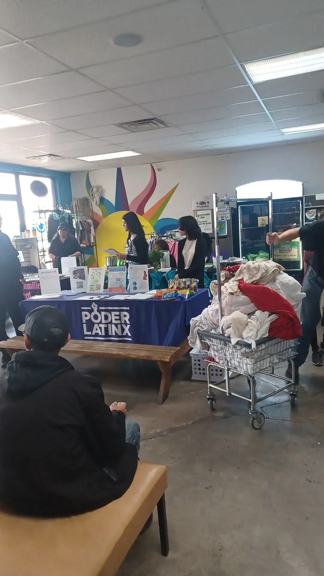 Social Spin Laundromat thumbnail 13