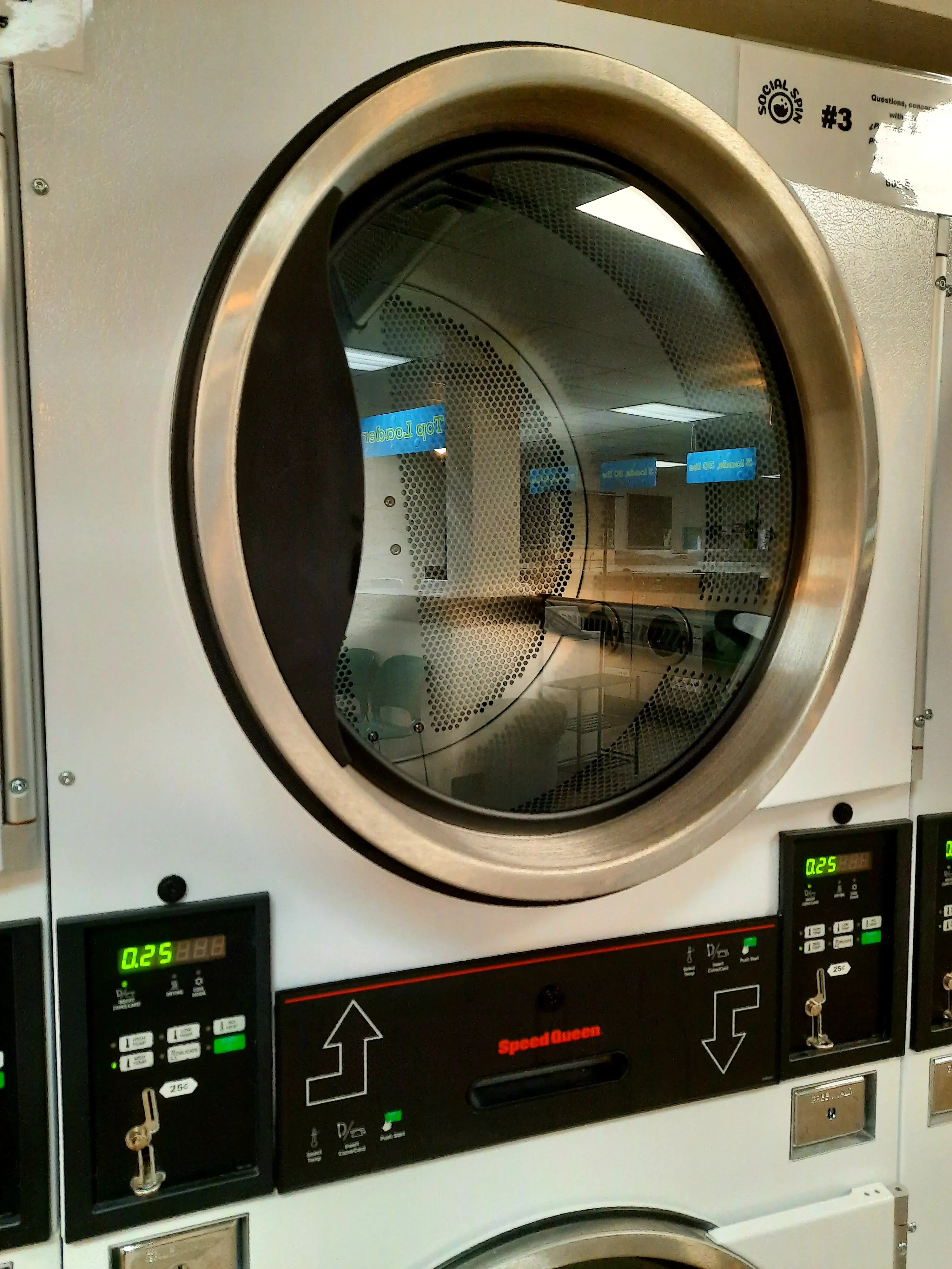 Social Spin Laundromat thumbnail 9