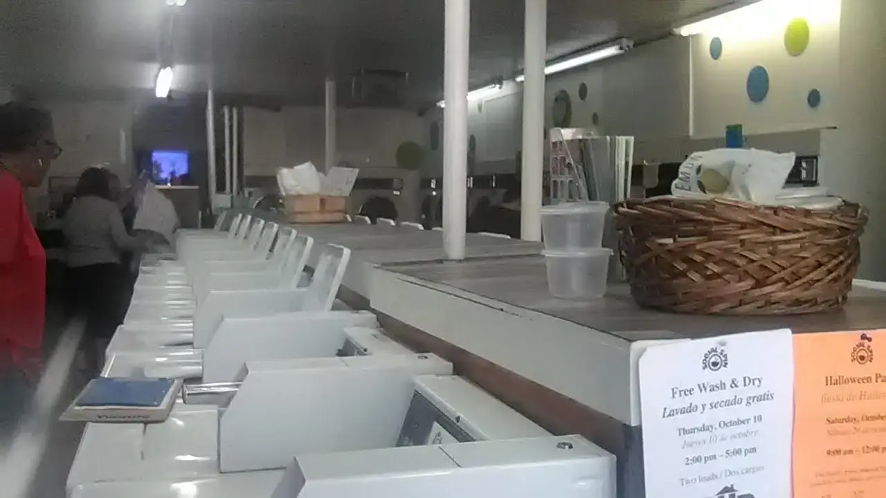 Social Spin Laundromat thumbnail 16