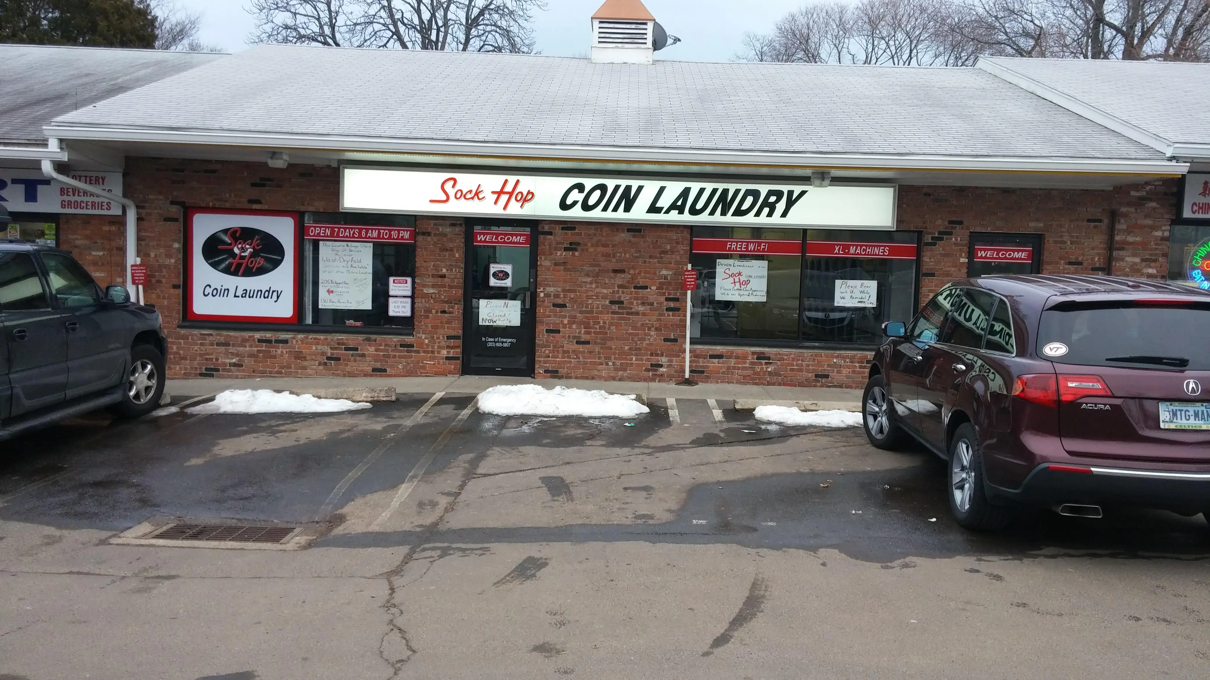 Sock Hop Coin Laundry thumbnail 9