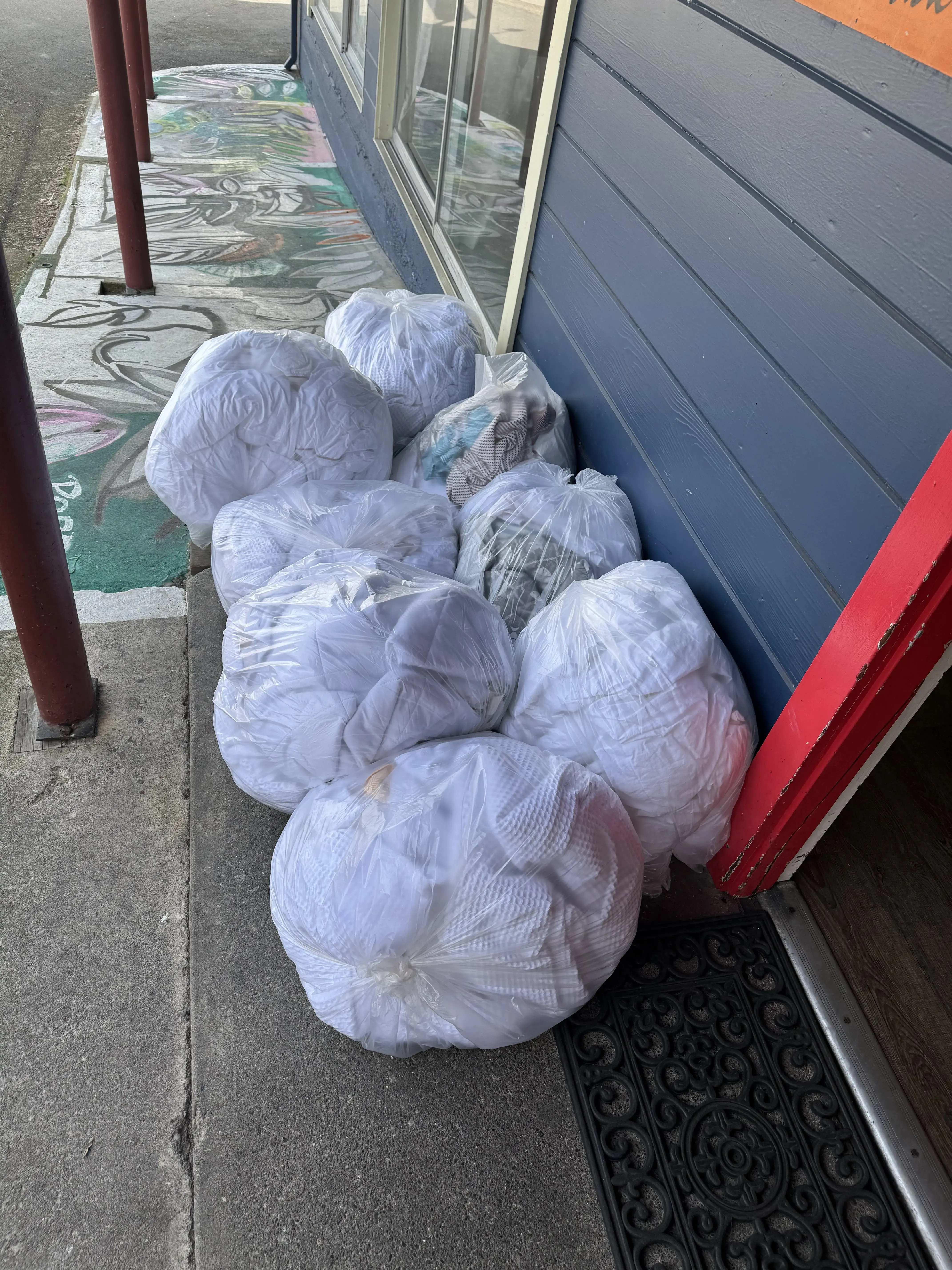 SoCo Wash and Fold - Image 11