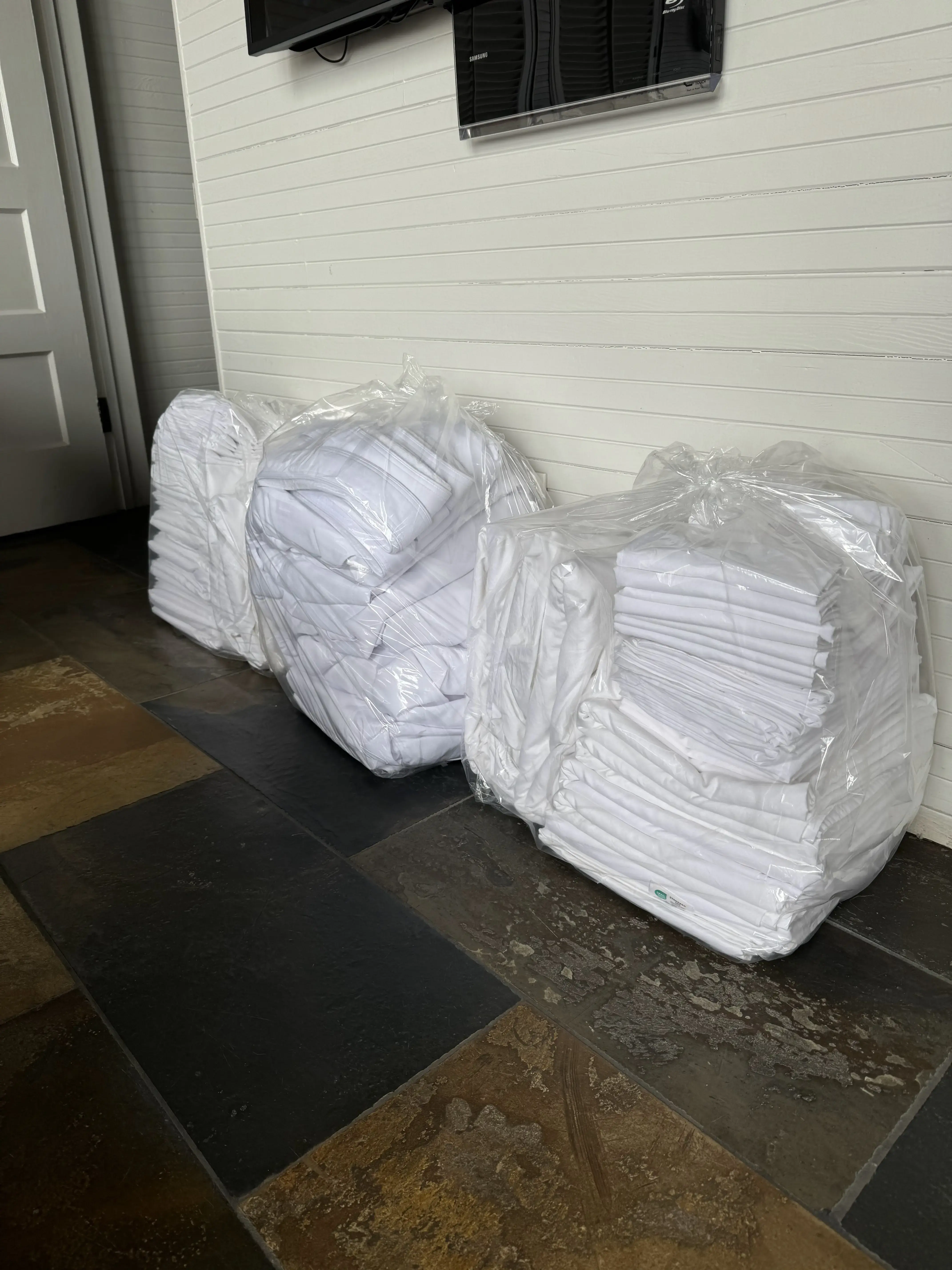 SoCo Wash and Fold - Image 9
