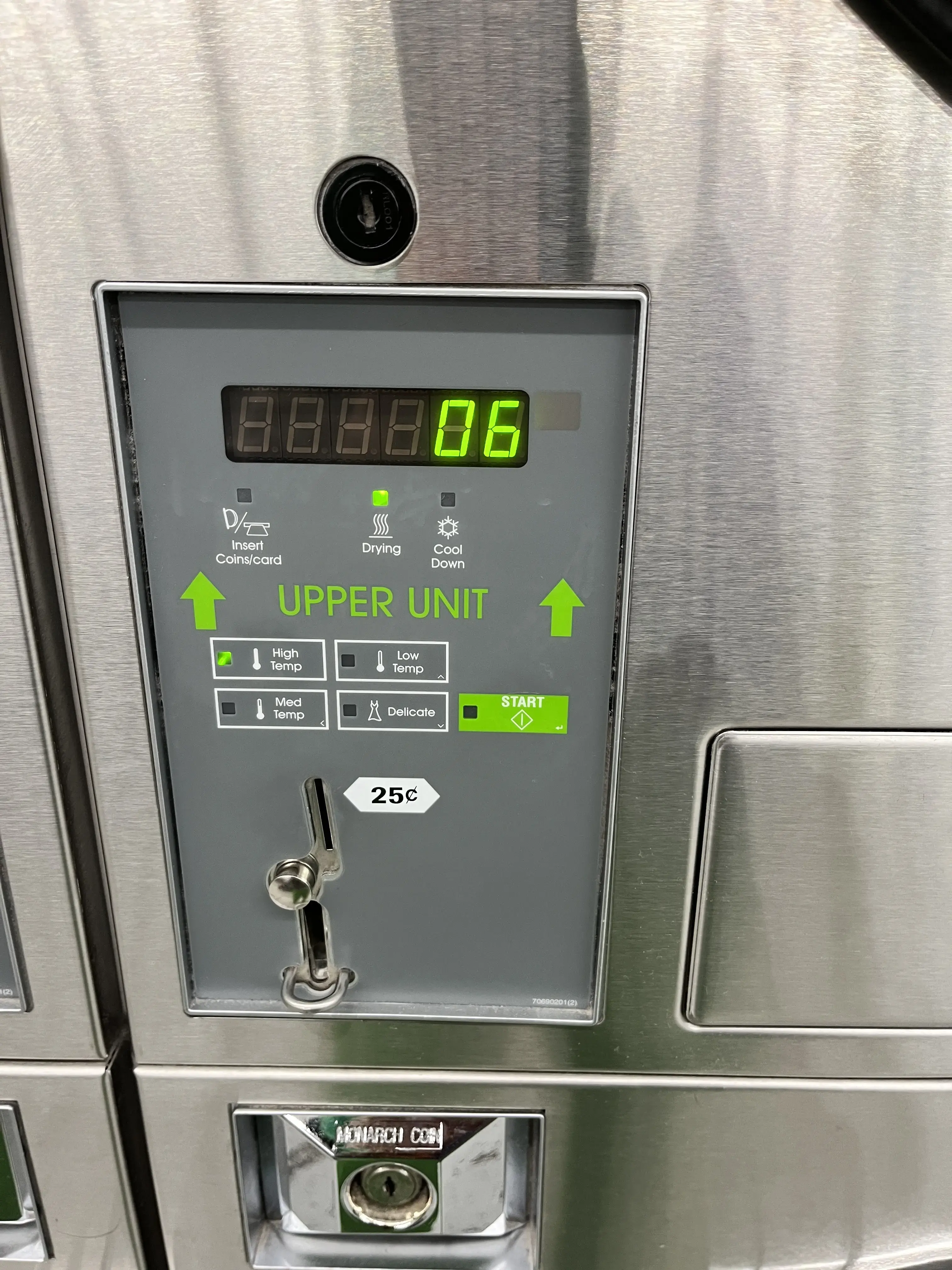 Solana Laundromat thumbnail 15