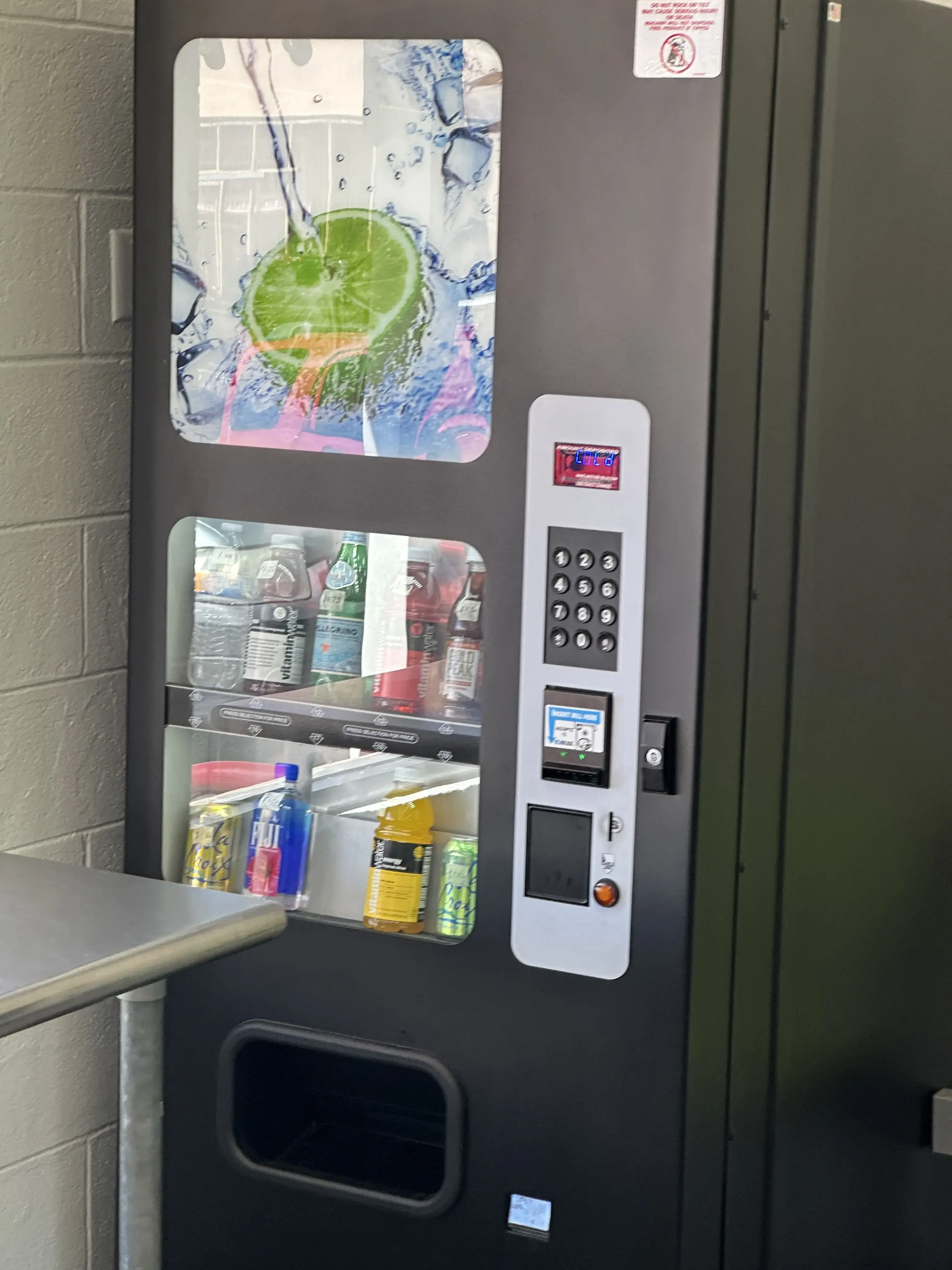 Solana Laundromat - Image 14