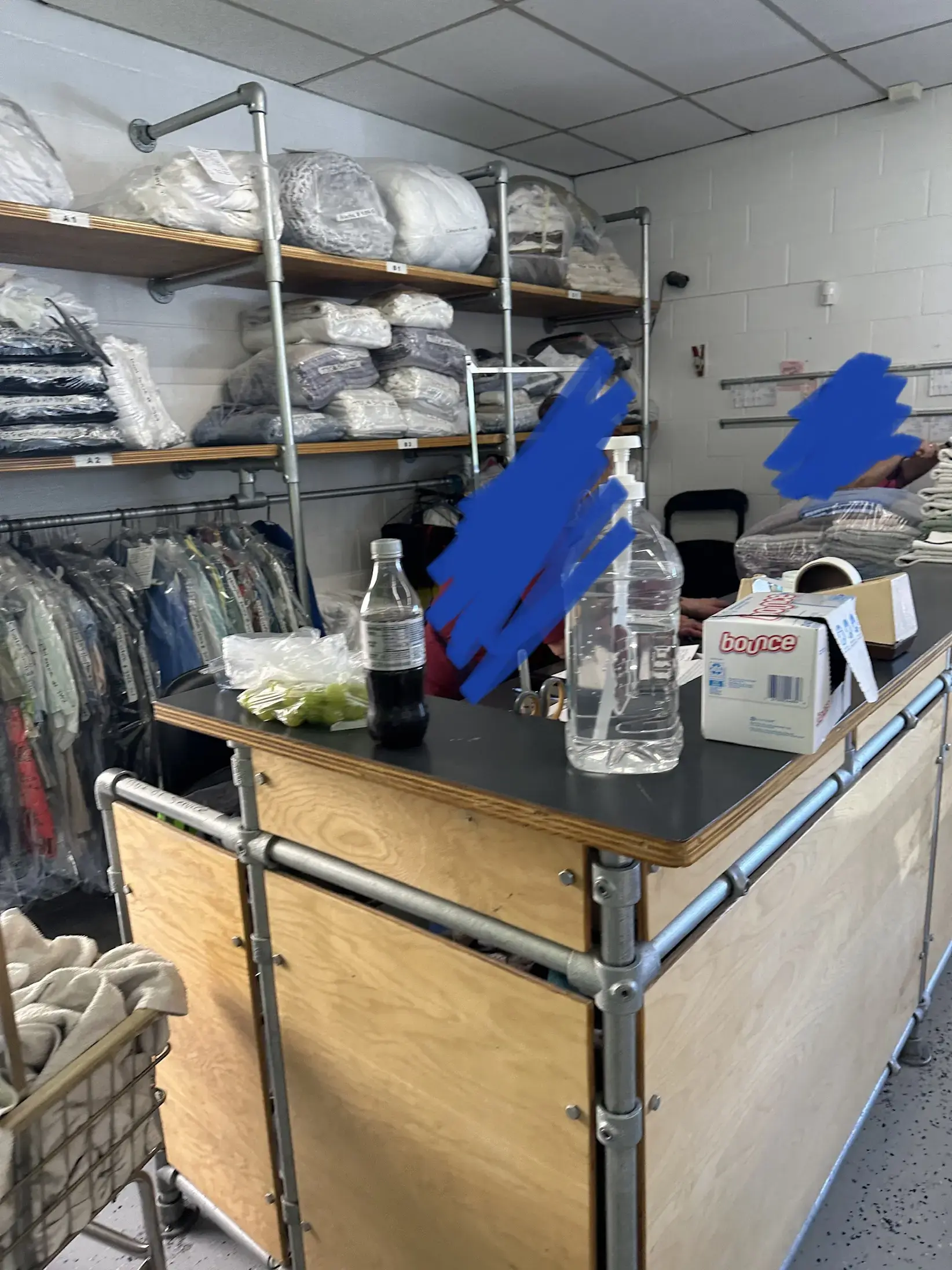 Solana Laundromat thumbnail 13