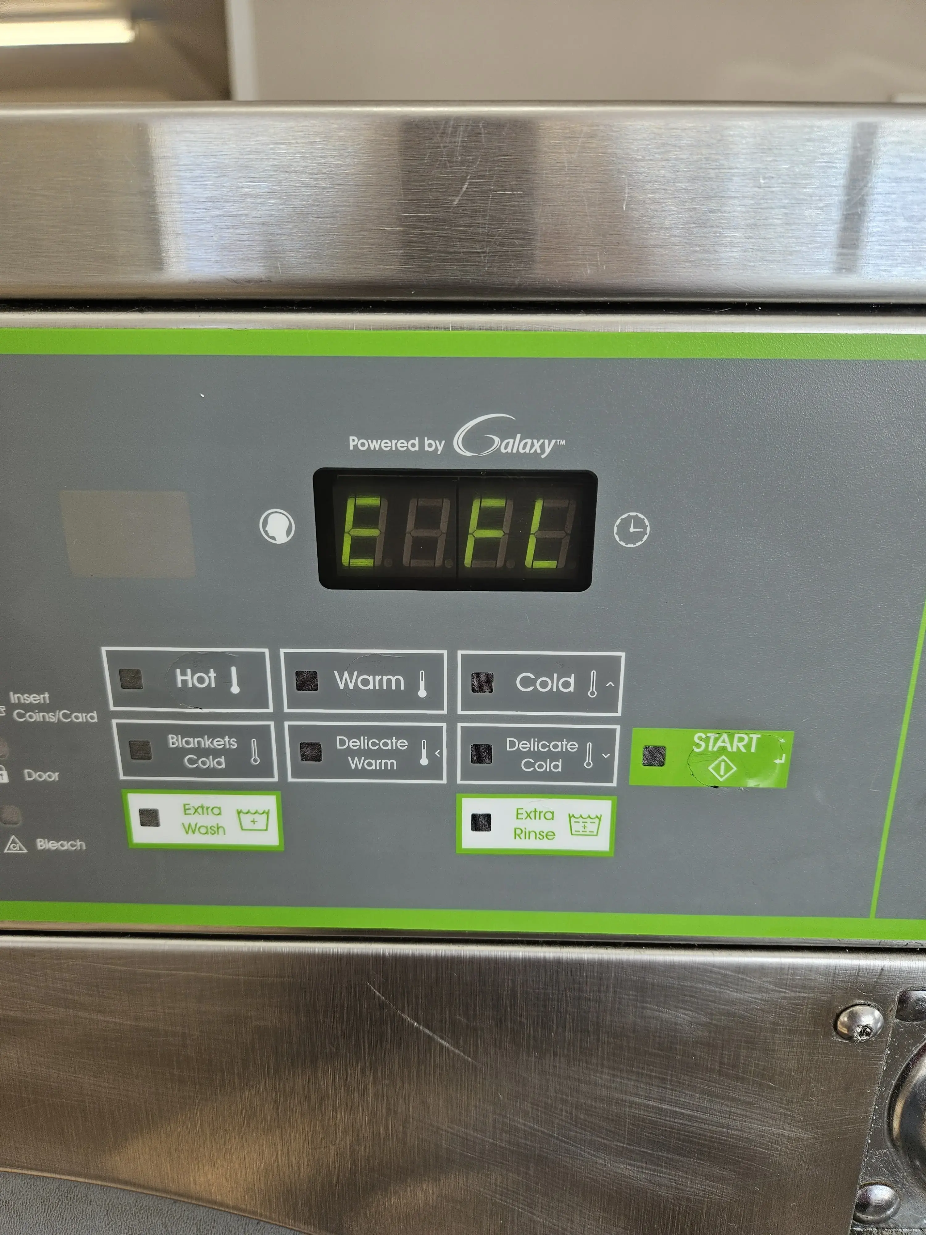 Solar Wash Coin Laundry - Image 16