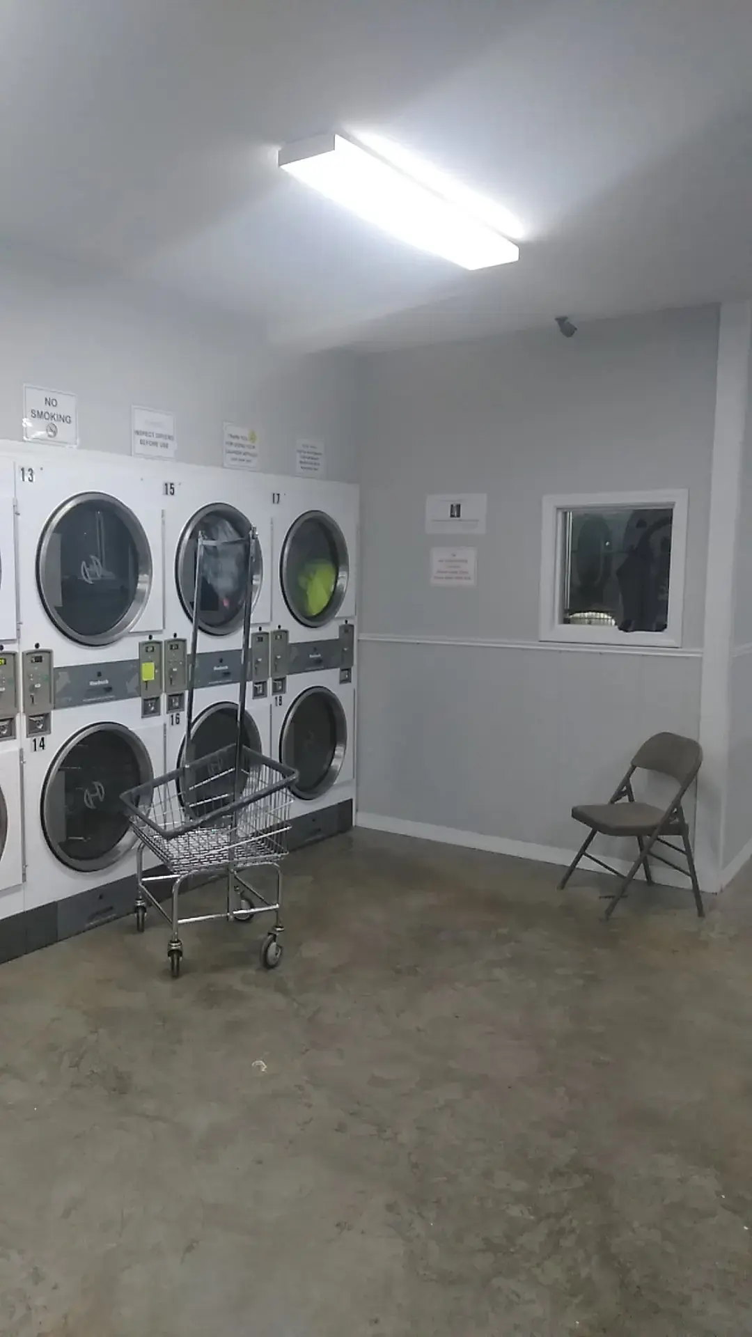 Solar Wash Coin Laundry thumbnail 6