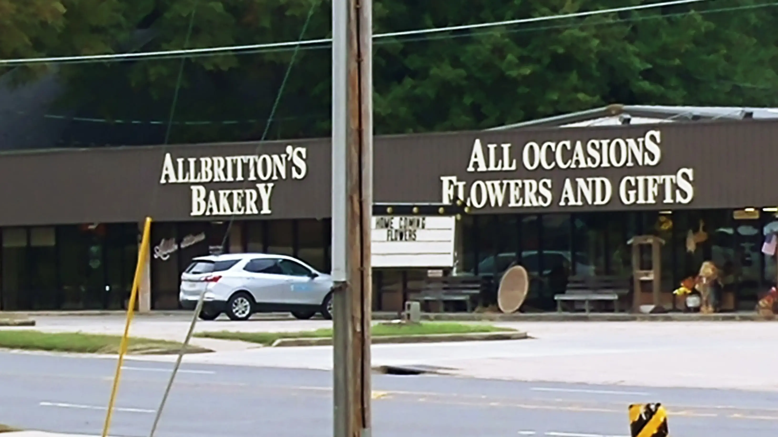 Solar Wash Coin Laundry thumbnail 15