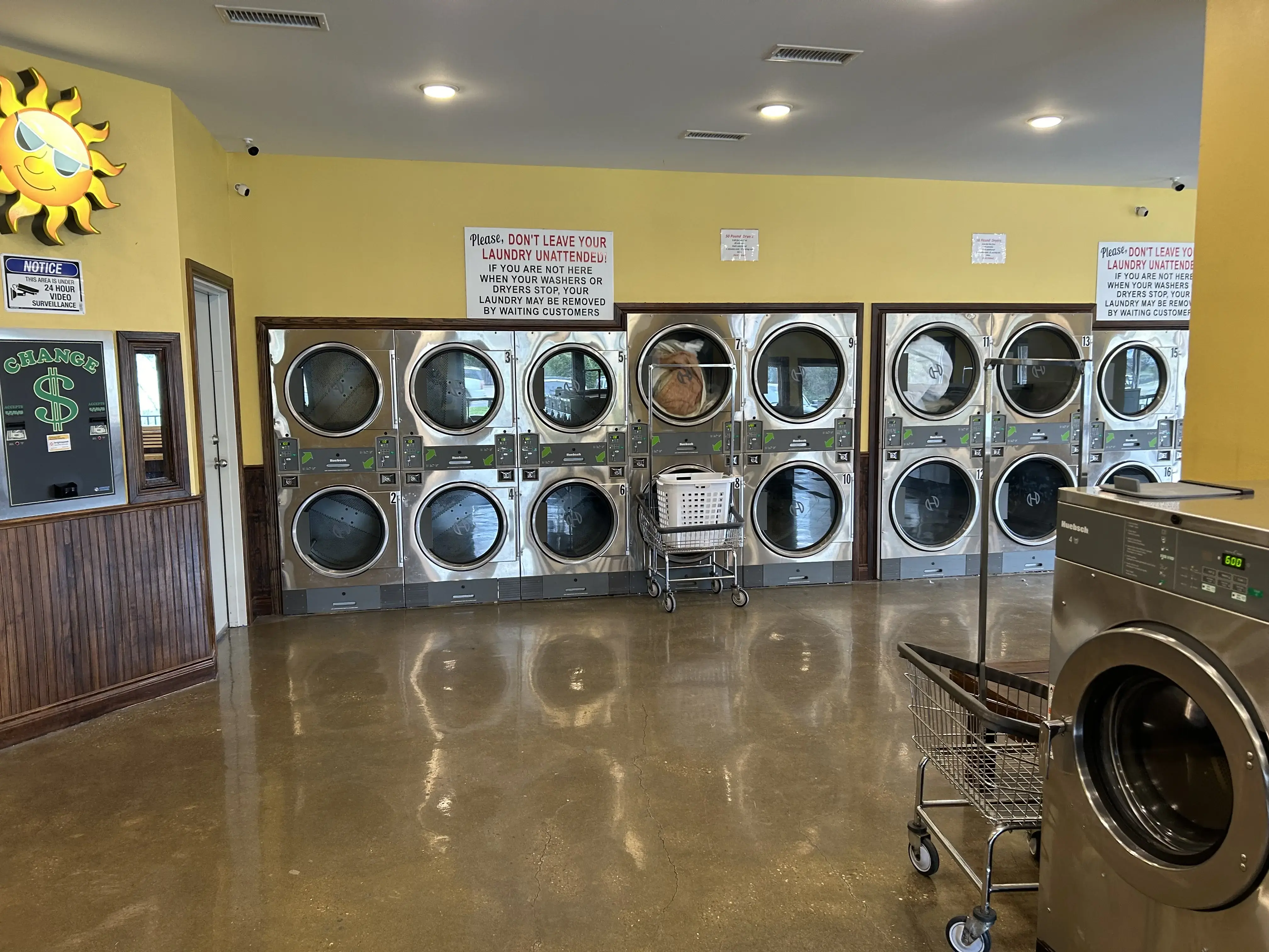 Solar Wash Coin Laundry thumbnail 2