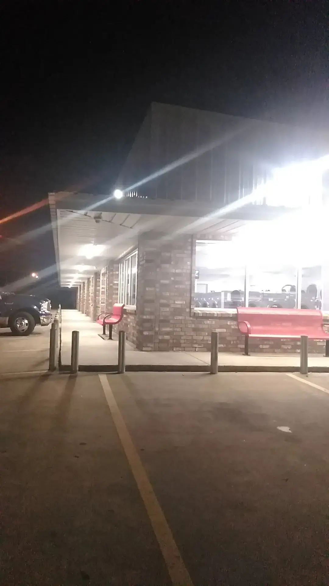 Solar Wash Coin Laundry thumbnail 9