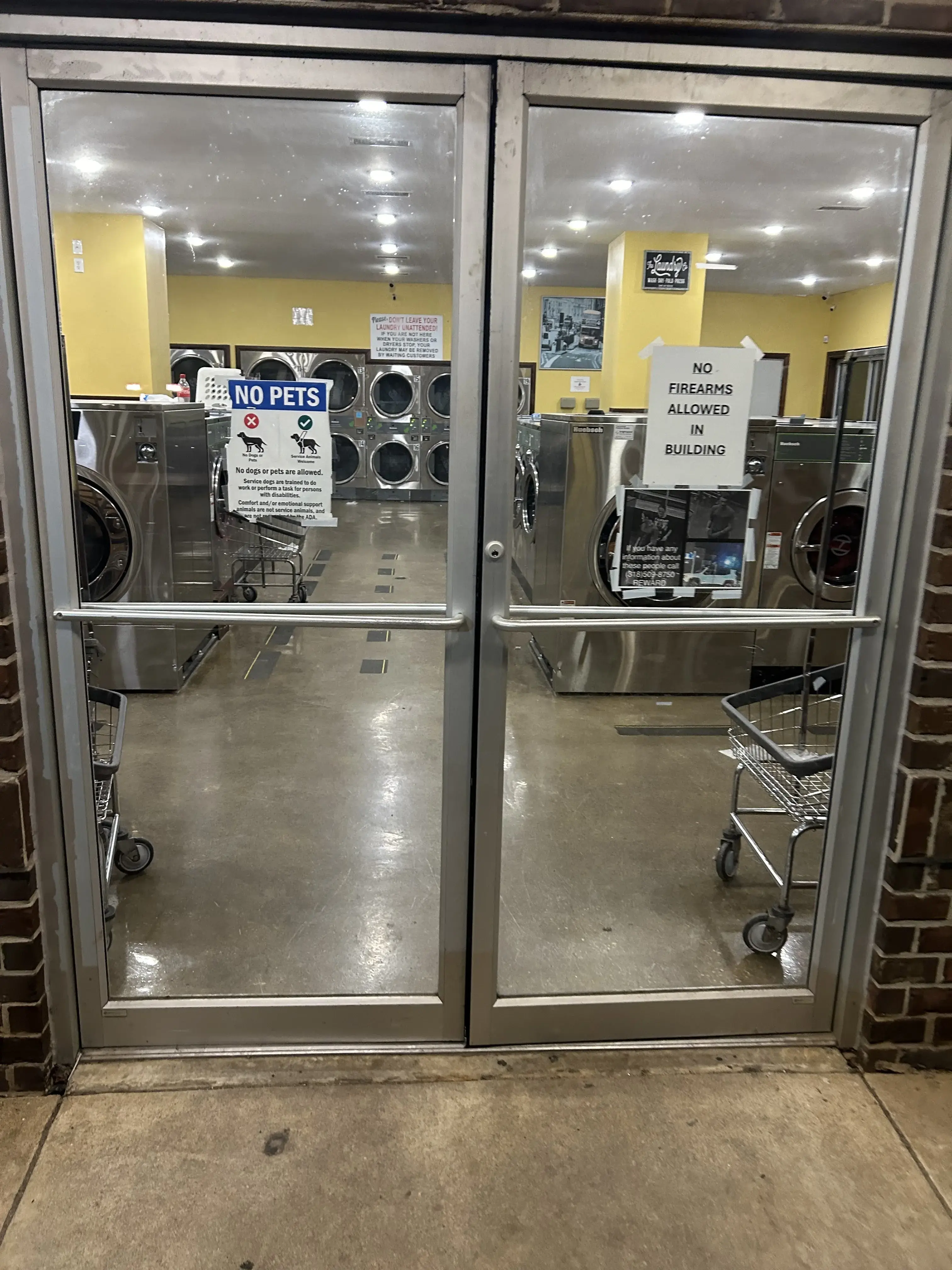 Solar Wash Coin Laundry - Image 7