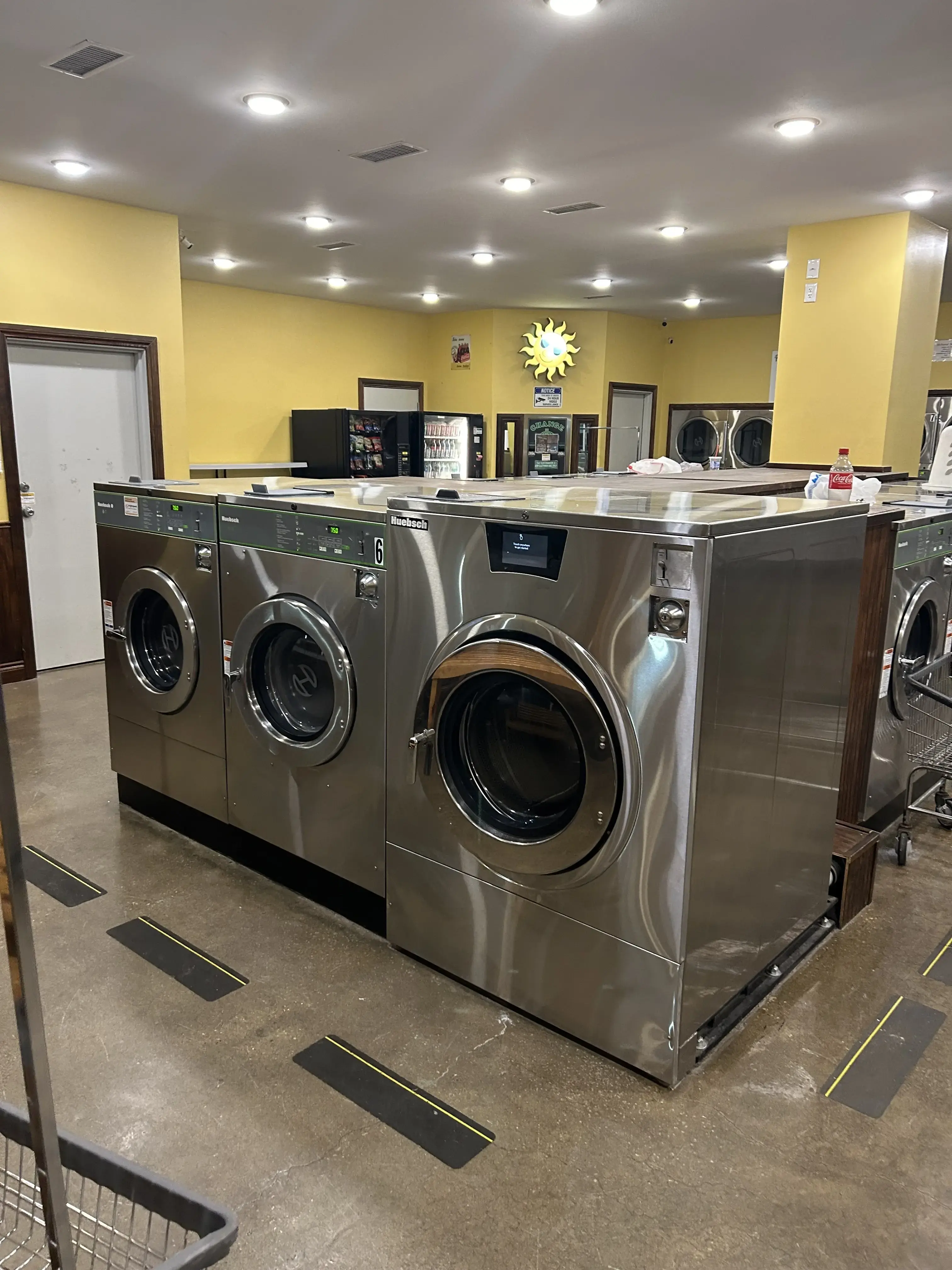 Solar Wash Coin Laundry - Image 1