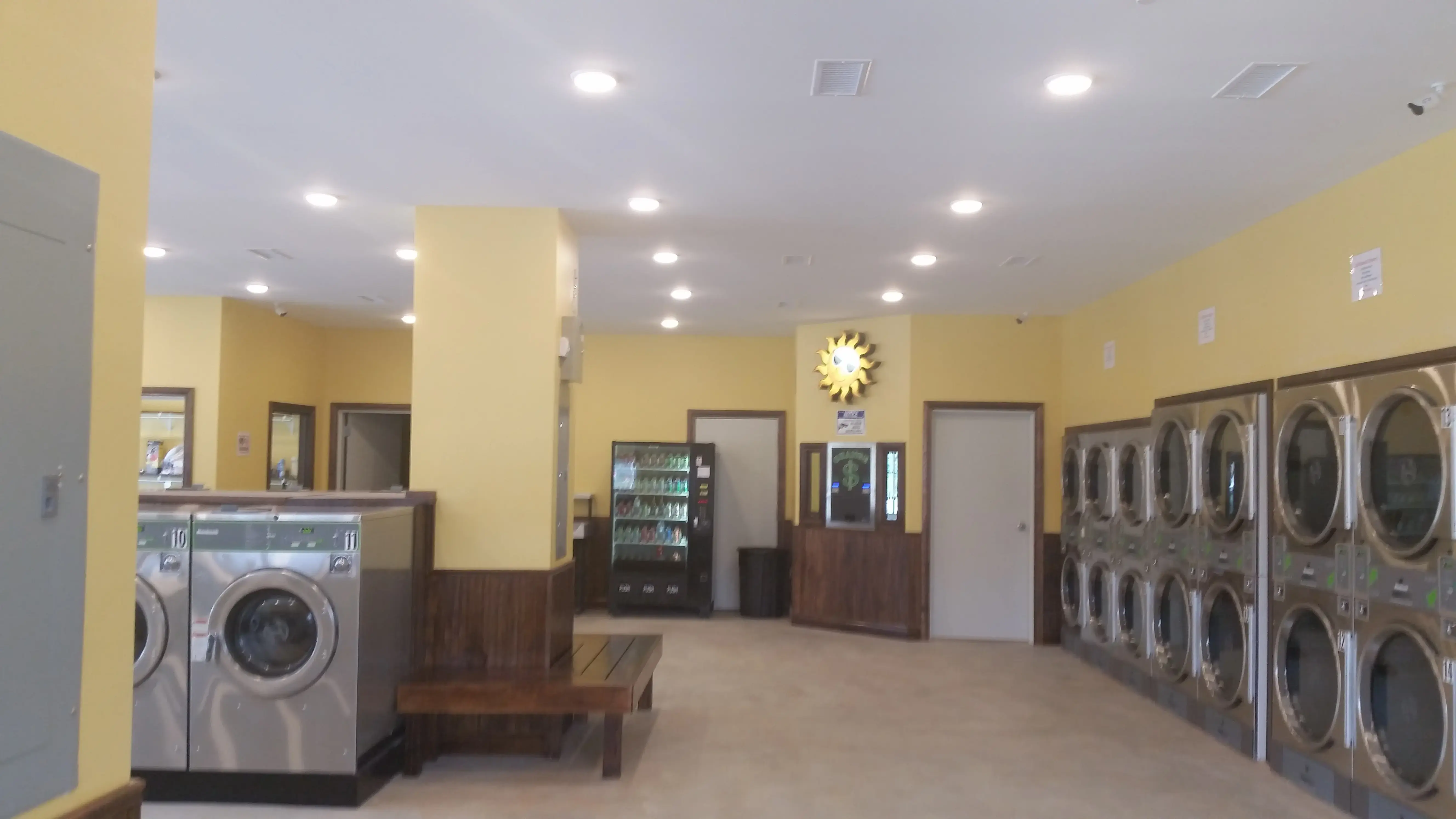 Solar Wash Coin Laundry thumbnail 13