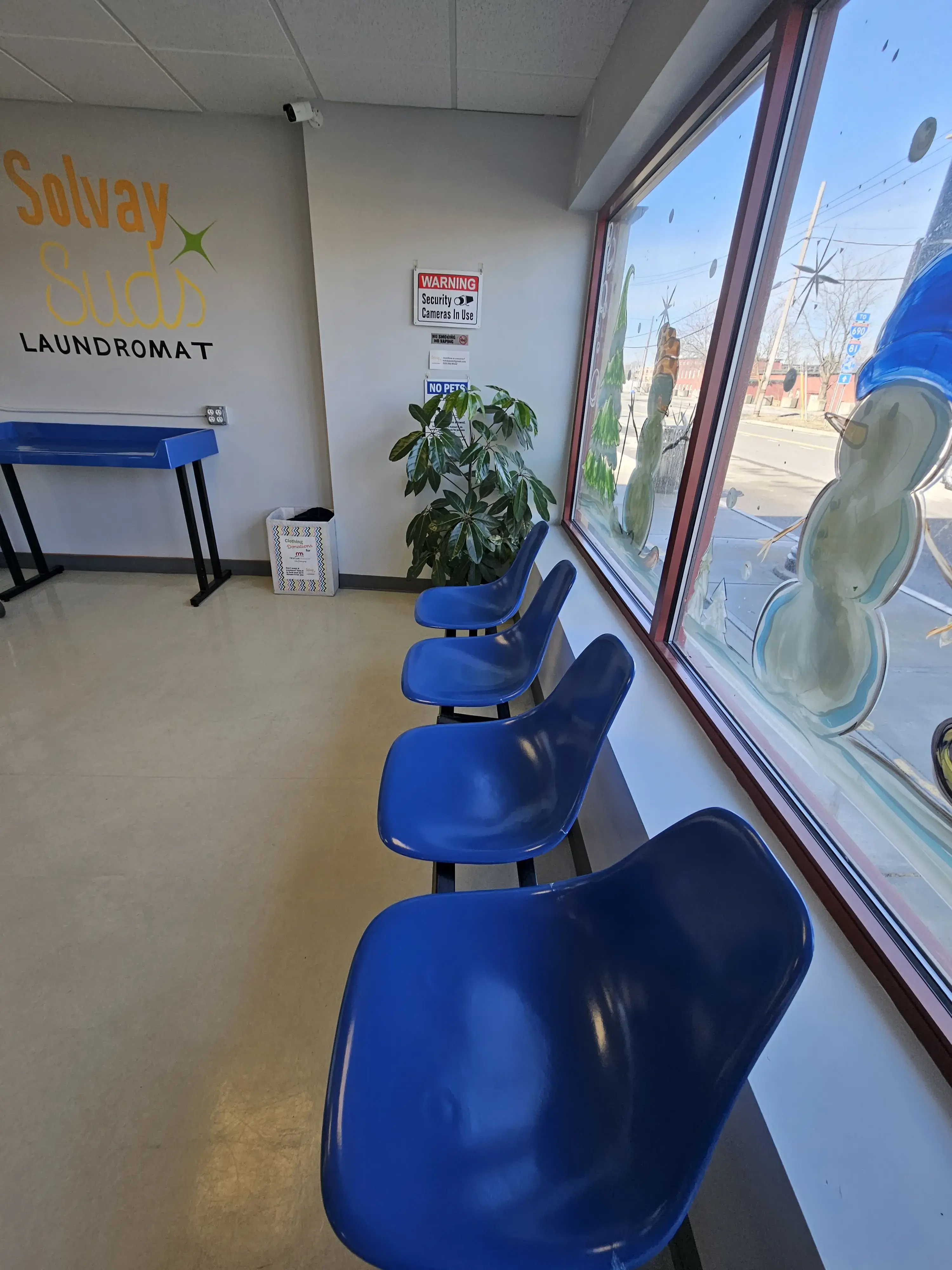 Solvay Suds Laundromat thumbnail 17