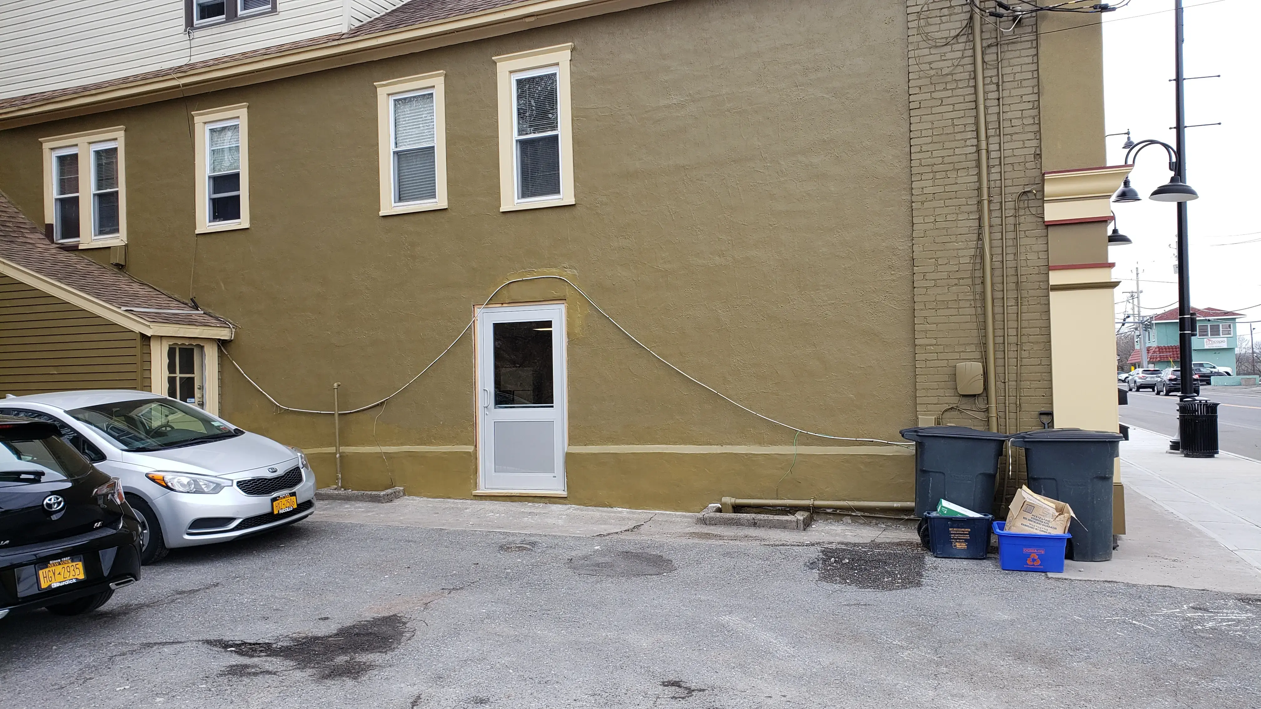 Solvay Suds Laundromat - Image 7