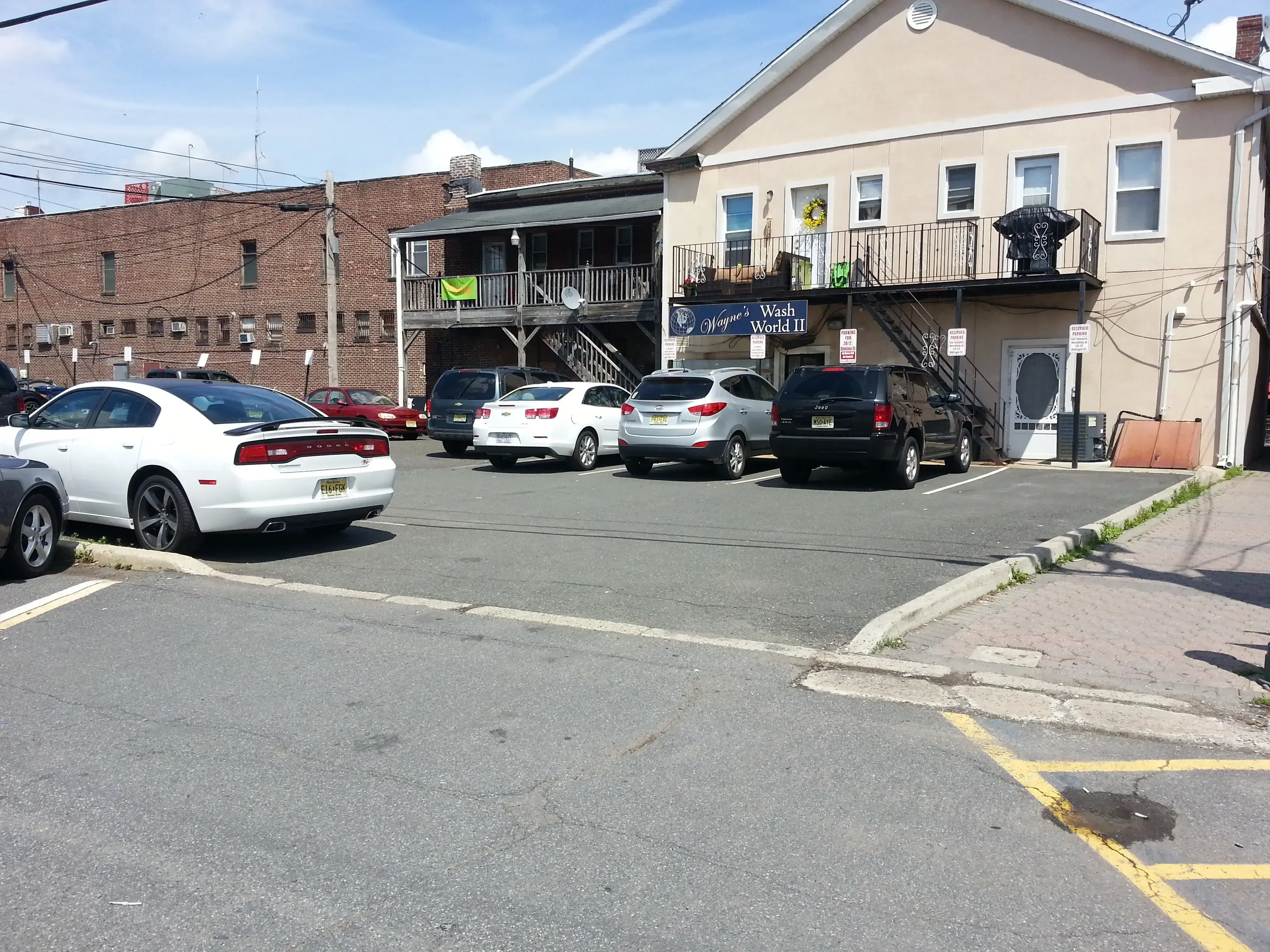 Somerville Express Wash Laundry thumbnail 8