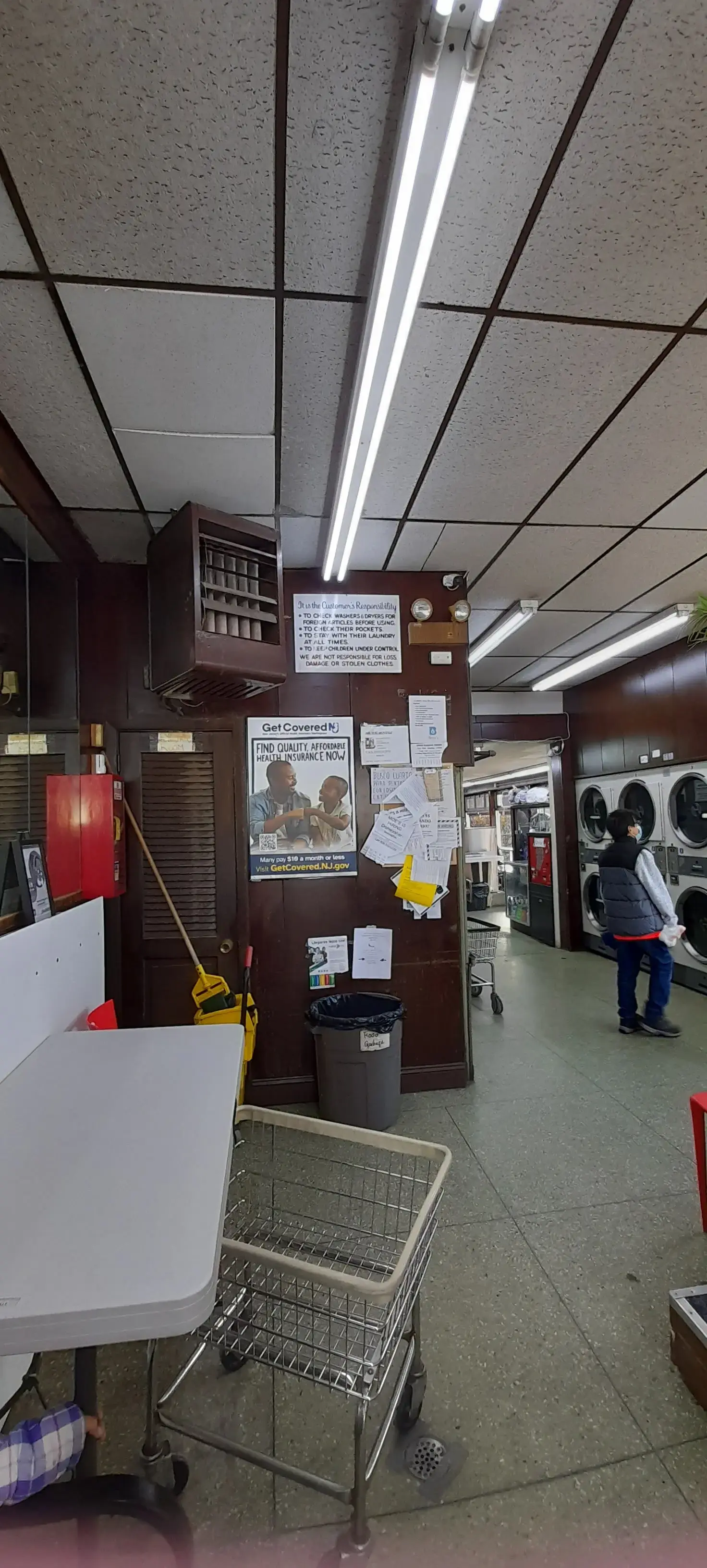 Somerville Laundromat - Image 4