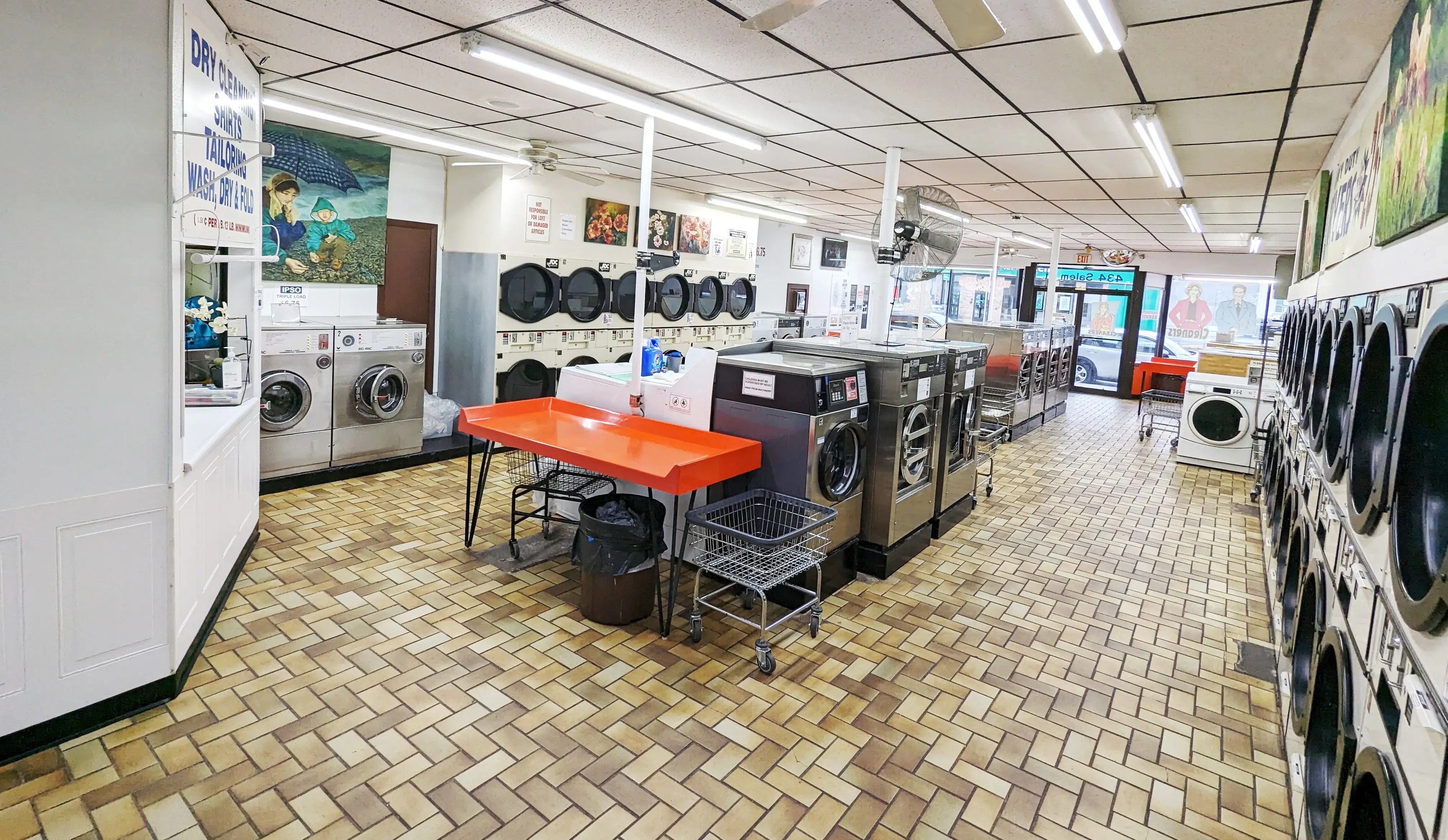 Song's Homestyle Laundromat thumbnail 11