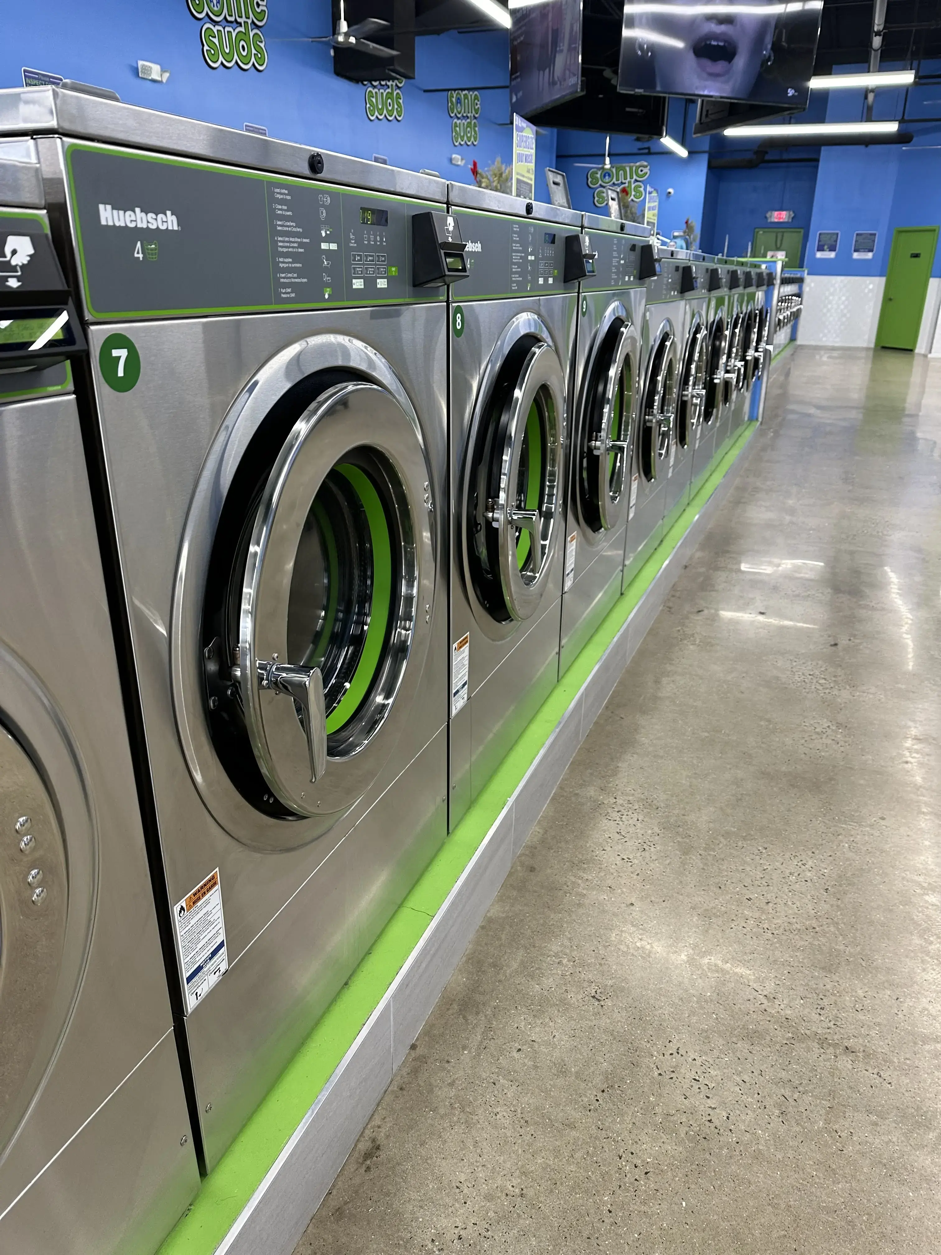 Sonic Suds Laundromat - Image 3
