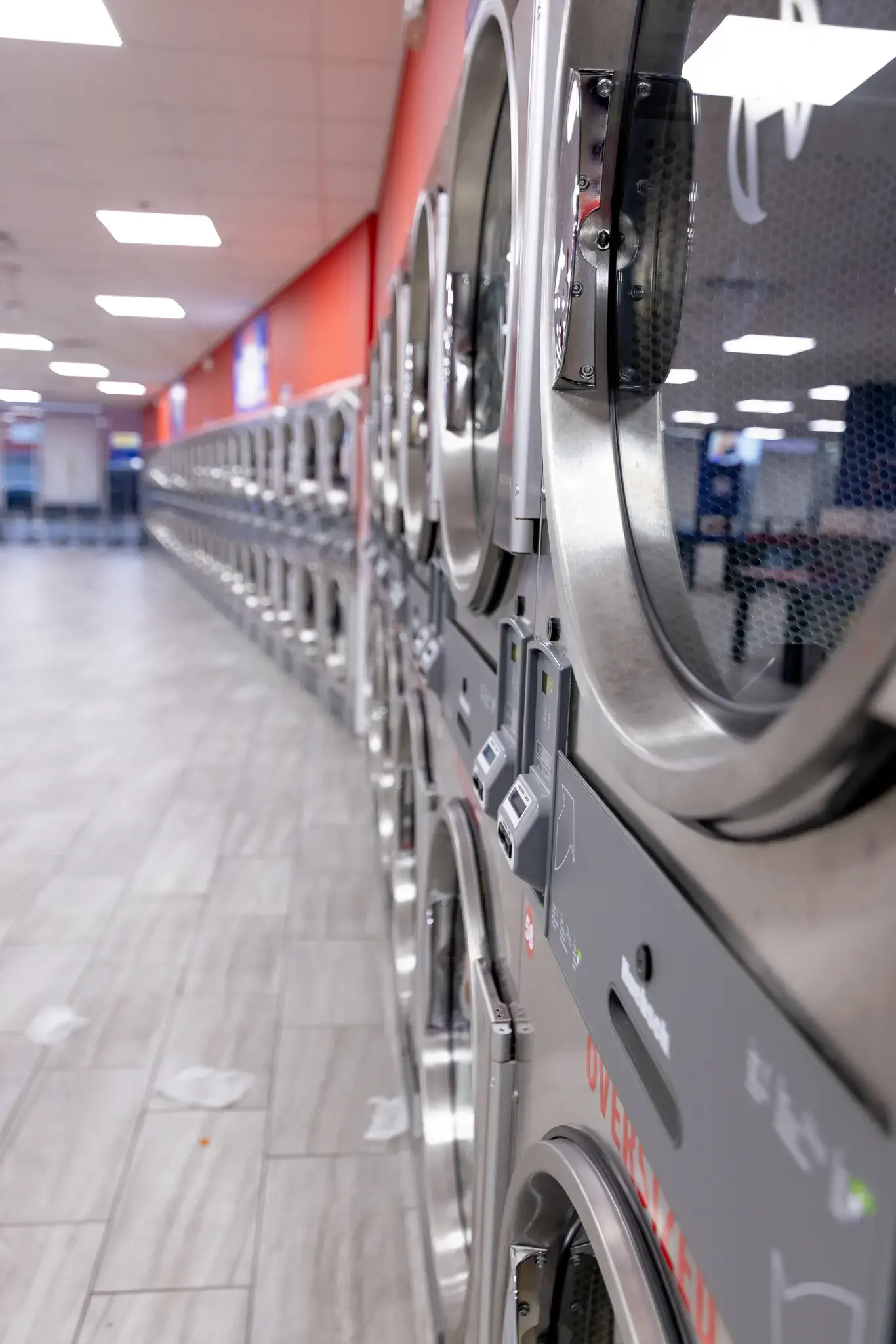 Sonic Suds Laundromat of Newark - Image 7