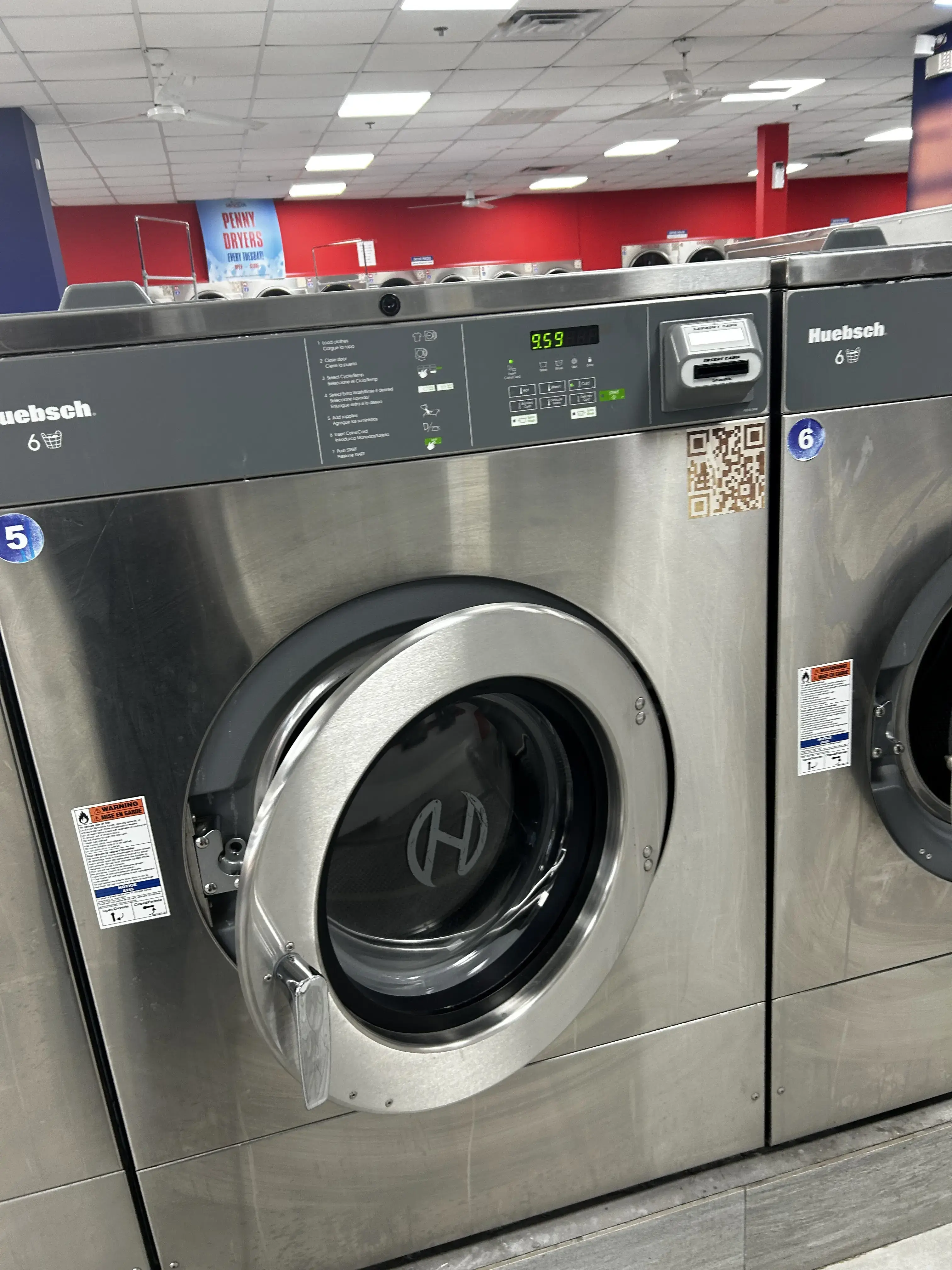 Sonic Suds Laundromat of Newark thumbnail 5