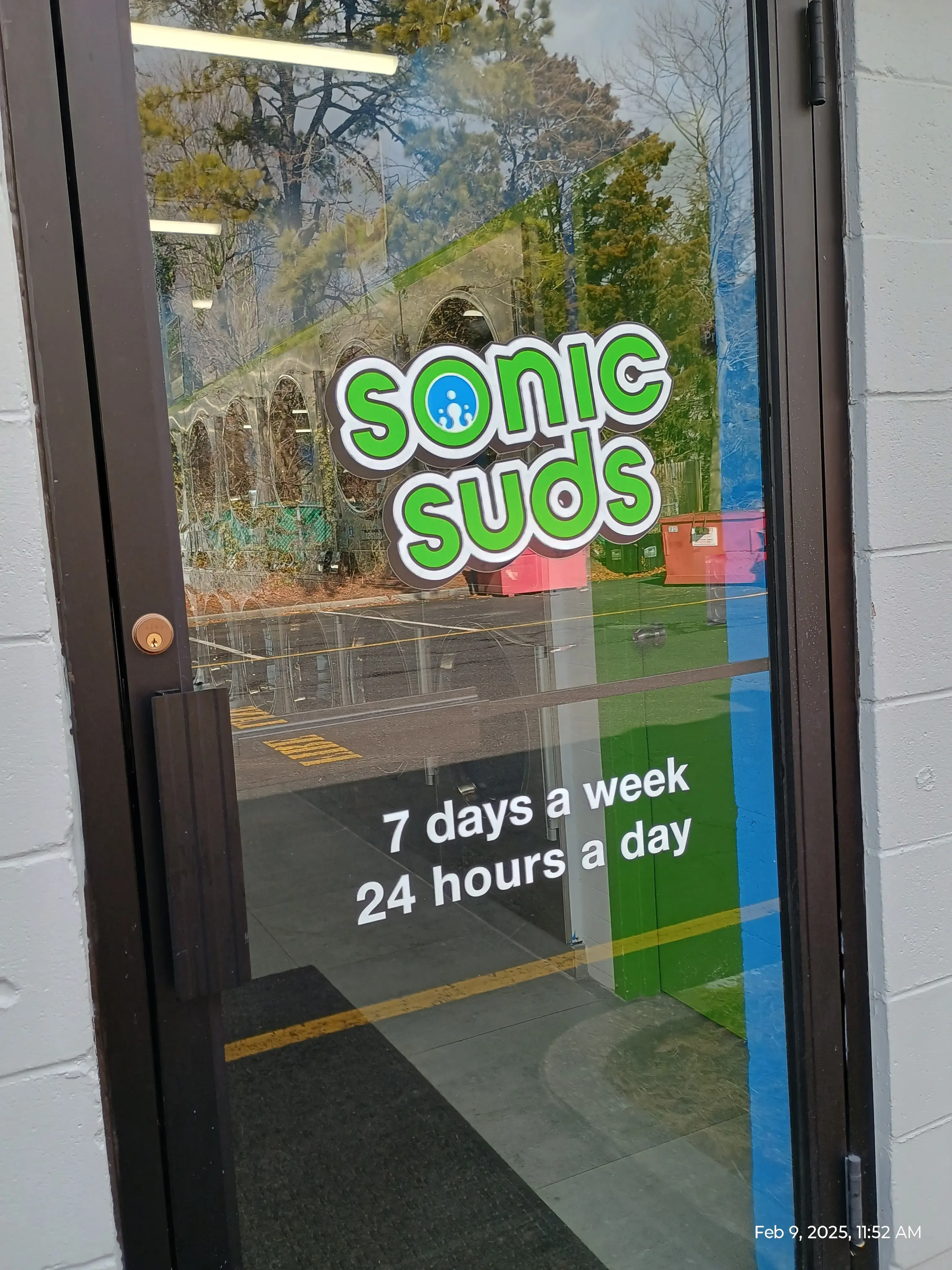 Sonic Suds Laundromat of Toms River - Image 11