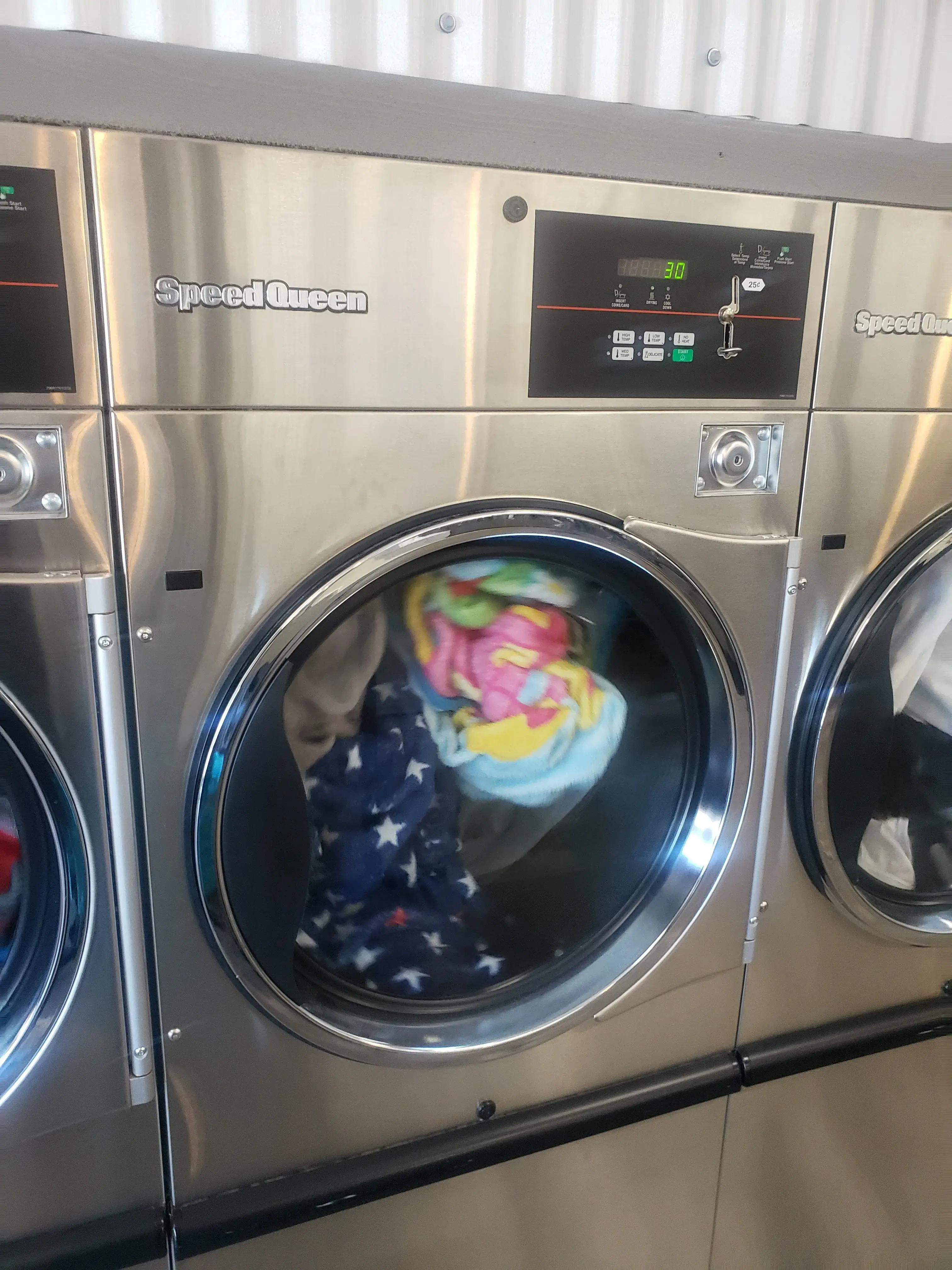 Sonoma Square Laundromat thumbnail 7